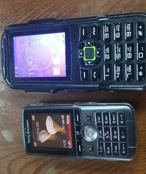 گوشی قدیمی K750iبلوضدضربه سالم ریجستر|موبایل|تهران, کیانشهر|دیوار