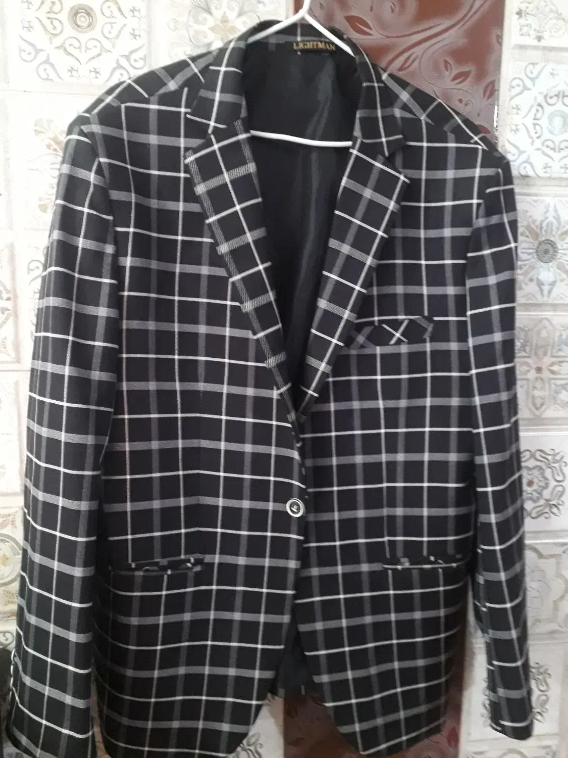 کت نو|لباس|بروجرد, |دیوار