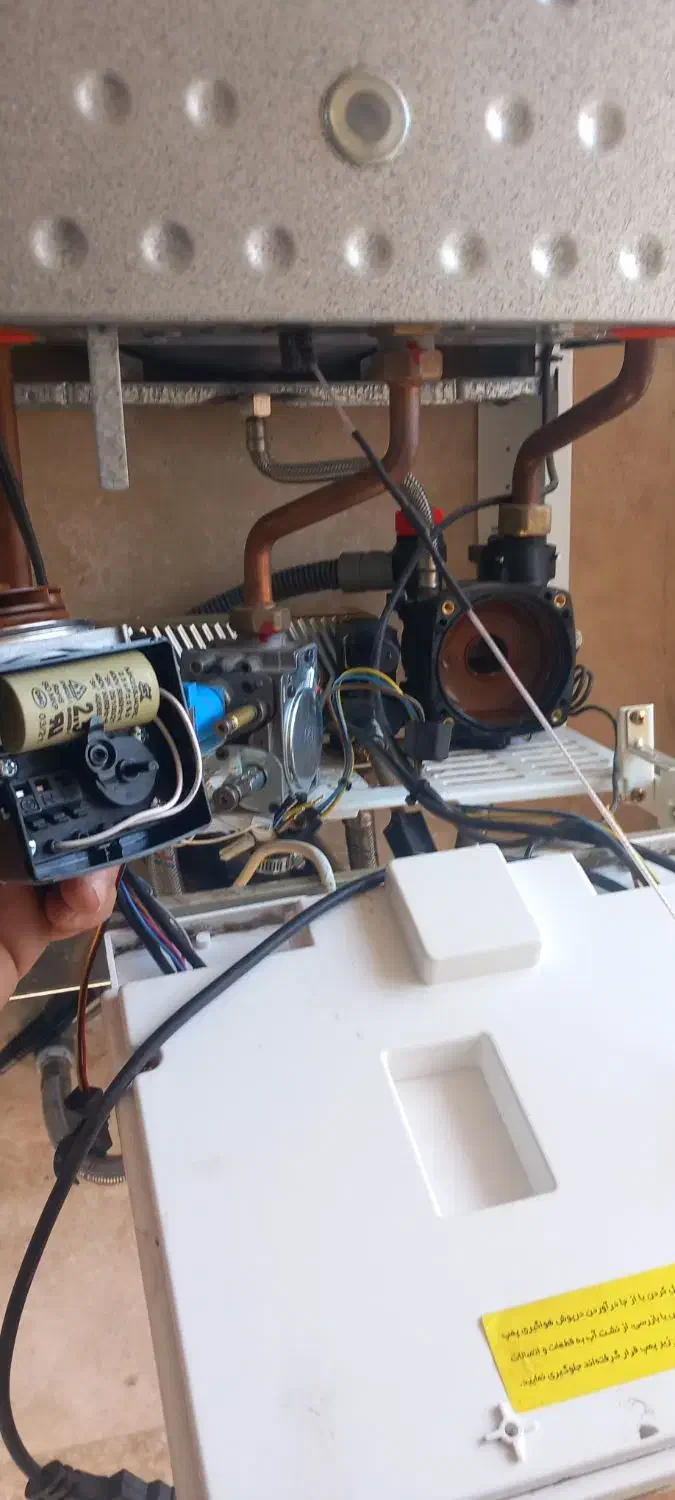 تعمیرات تخصصی انواع پکیج های(ایرانی-خارجی) باضمانت|خدمات پیشه و مهارت|اسلام‌شهر, شهرک واوان|دیوار