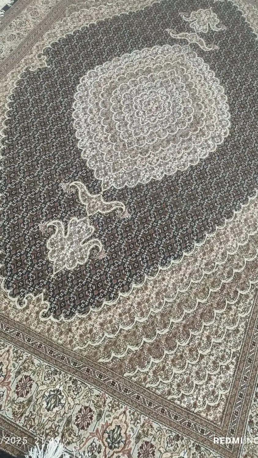 تک ۹ متری رجش ۴۰ ریز بافت تمام کردم|فرش|اردبیل, |دیوار