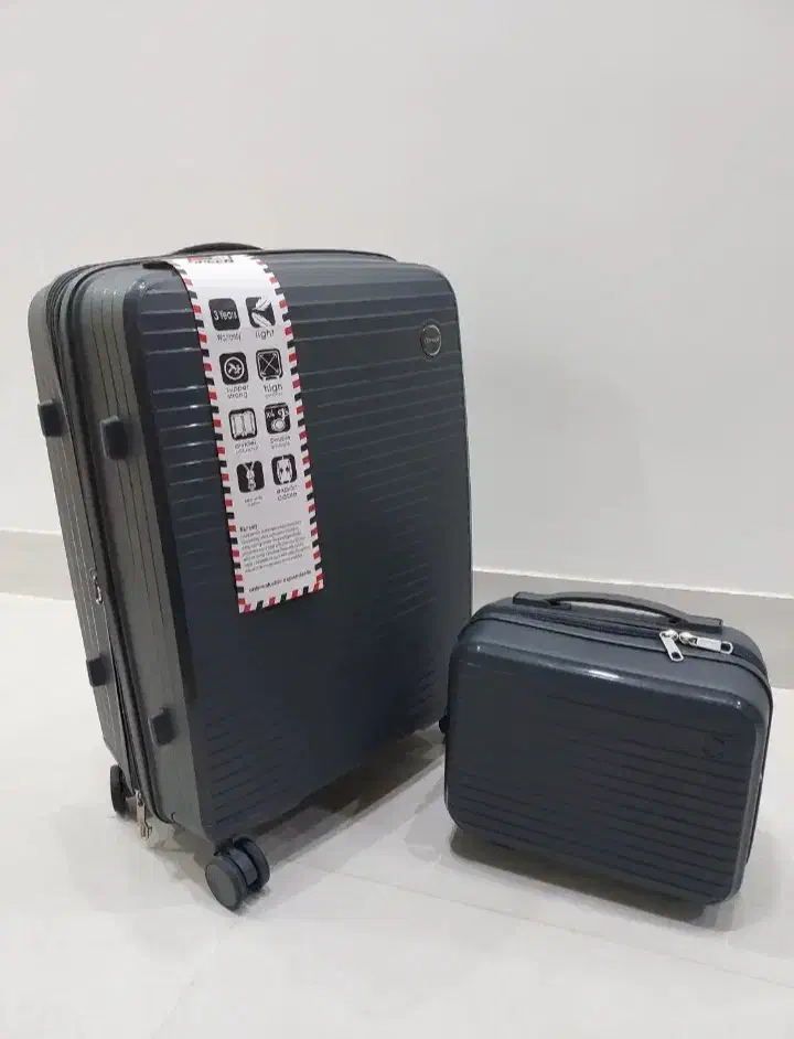 چمدان|کیف، کفش، کمربند|برازجان, |دیوار