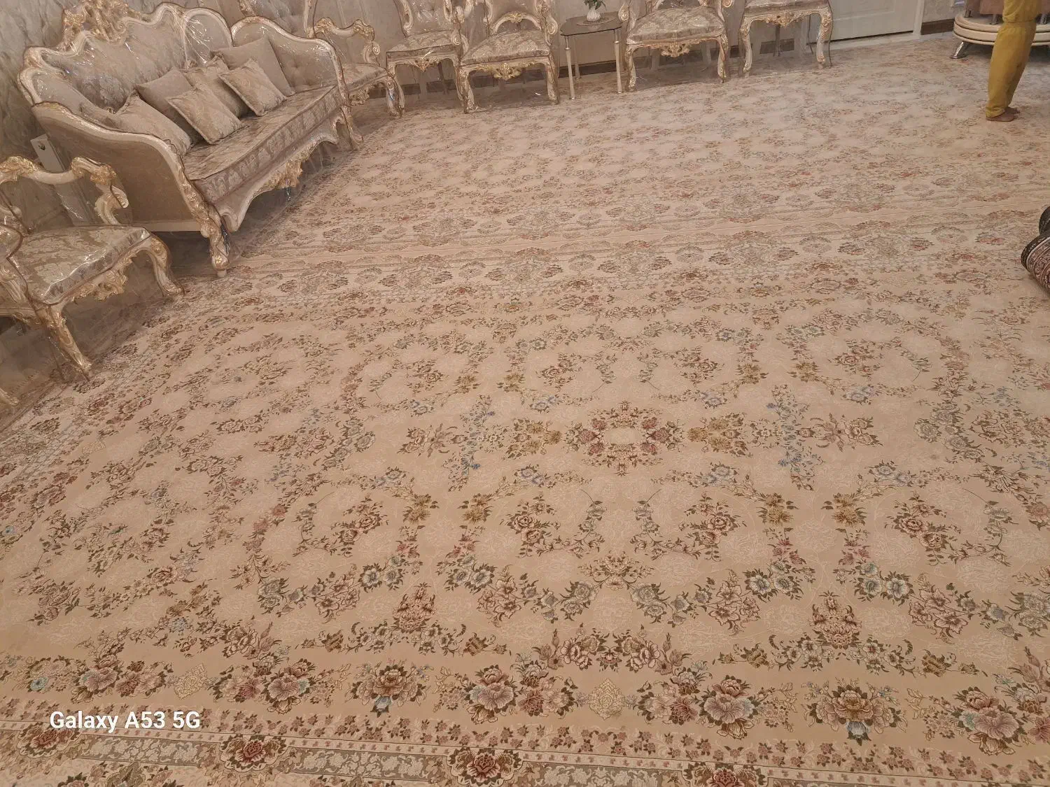 ۴ تخته فرش ۳در ۵|فرش|مشهد, عبادی|دیوار