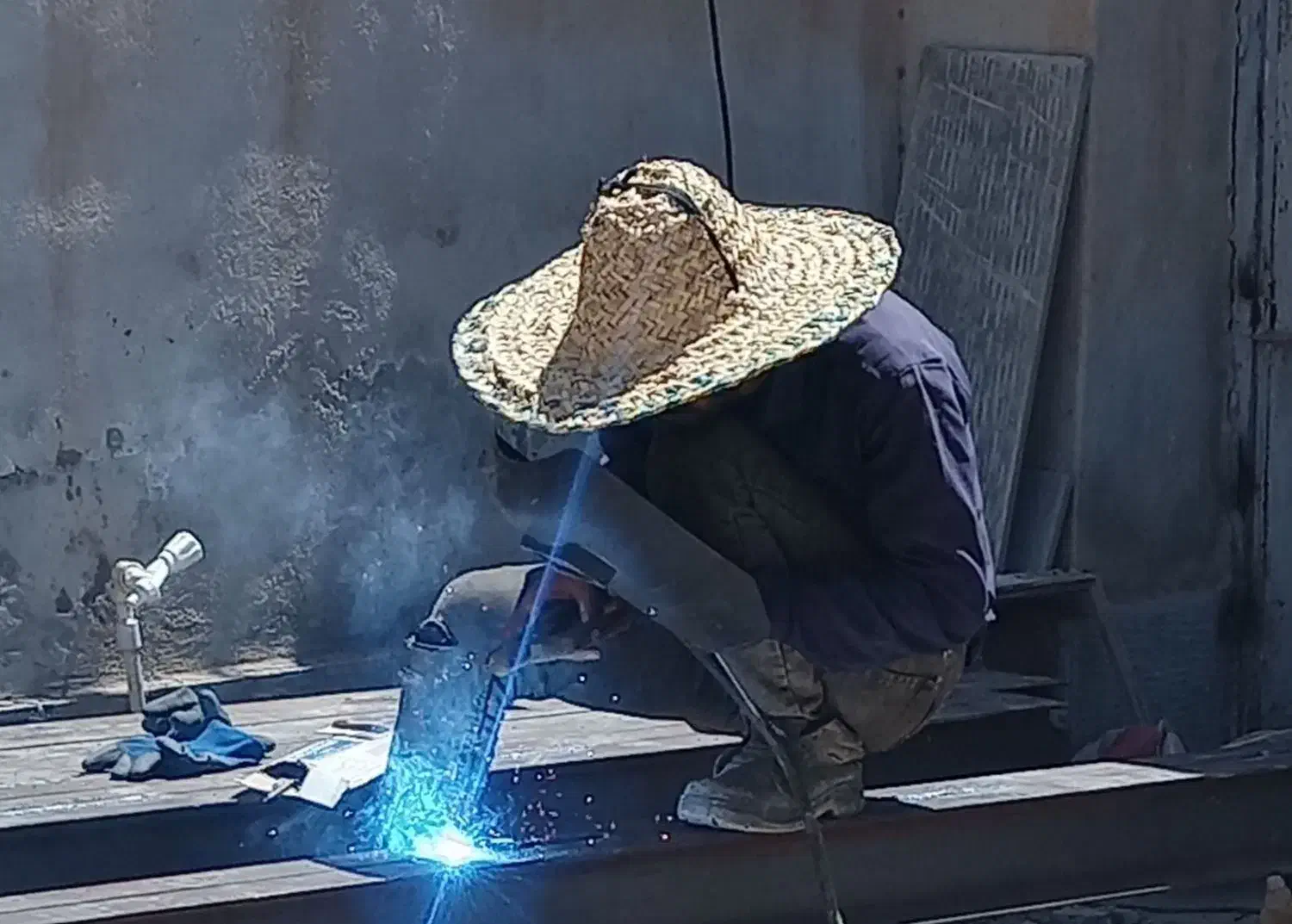 جوشکاری سیار حتی یک خال جوش|خدمات پیشه و مهارت|نیشابور, ناسیونال|دیوار