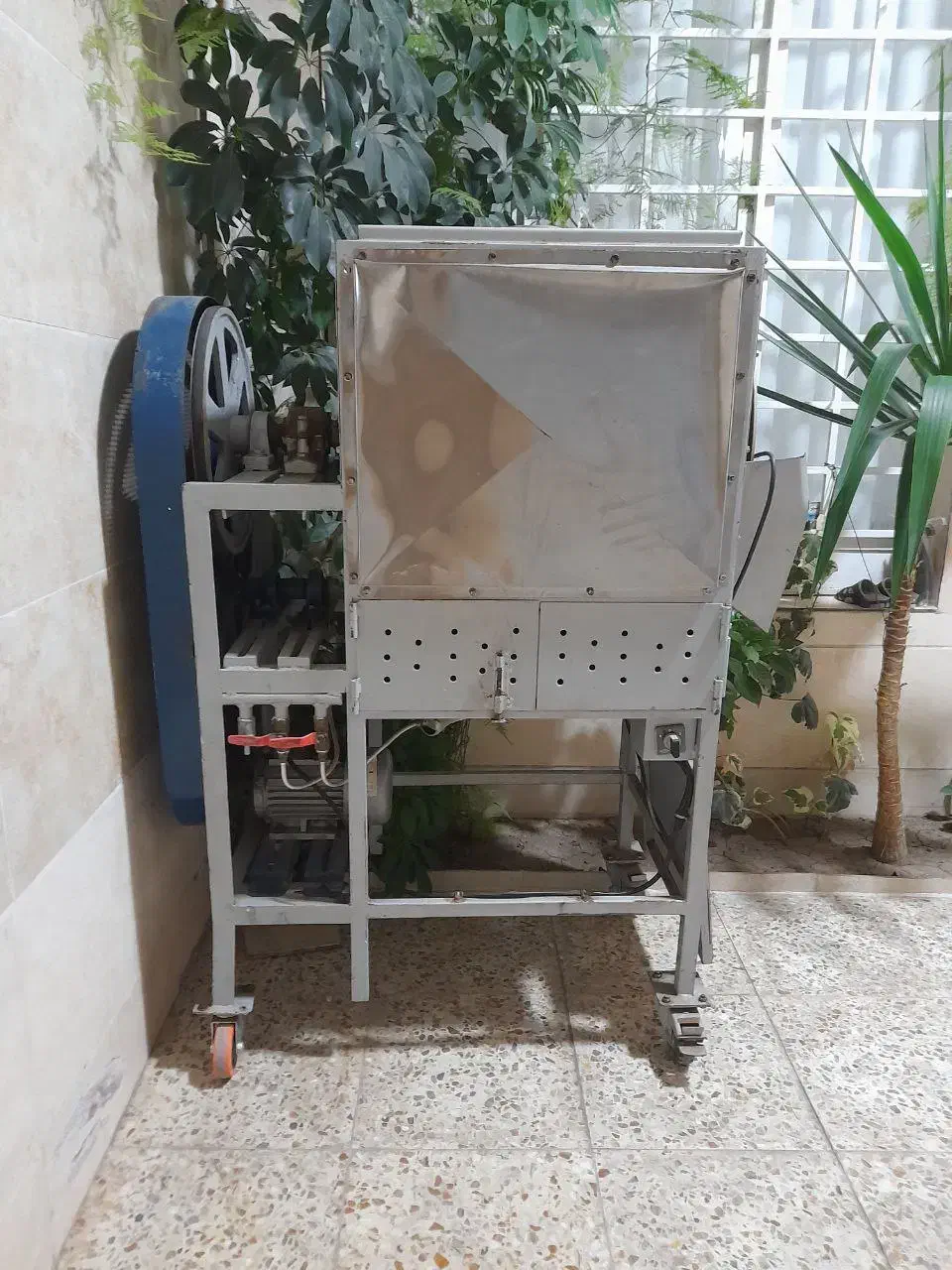 تفت تخمه آجیل حلزونی 10 کیلویی|ماشینآلات صنعتی|گرگان, |دیوار