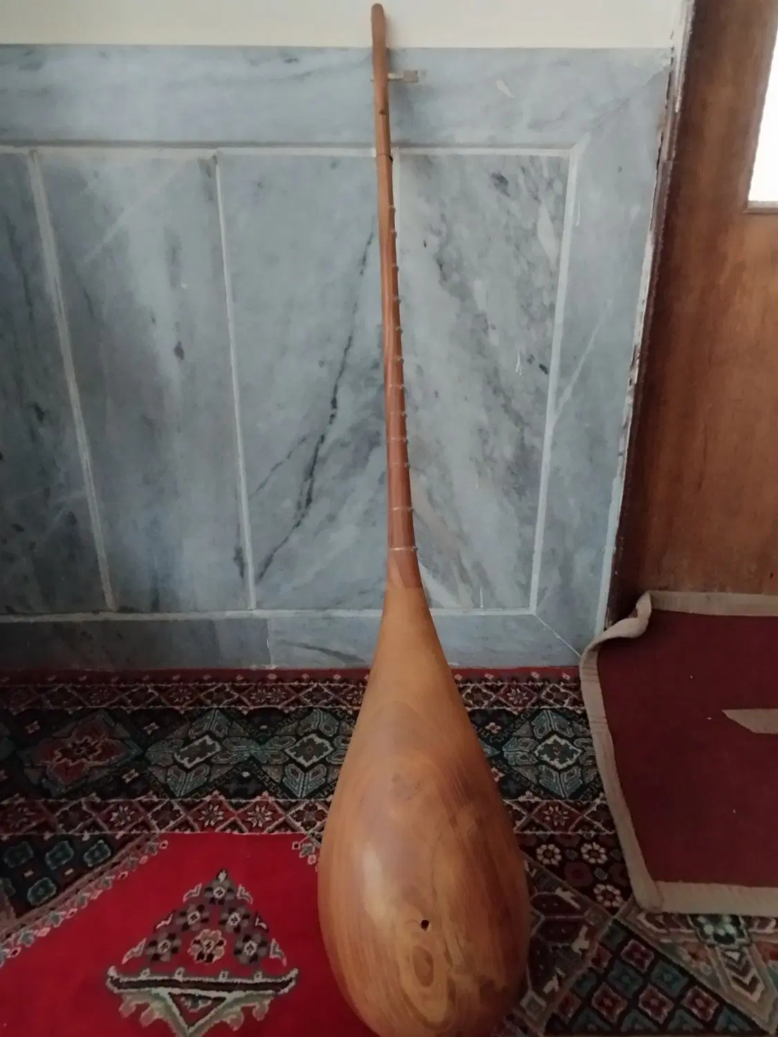 دوتار|سازهای سنتی|شیروان (خراسان), |دیوار