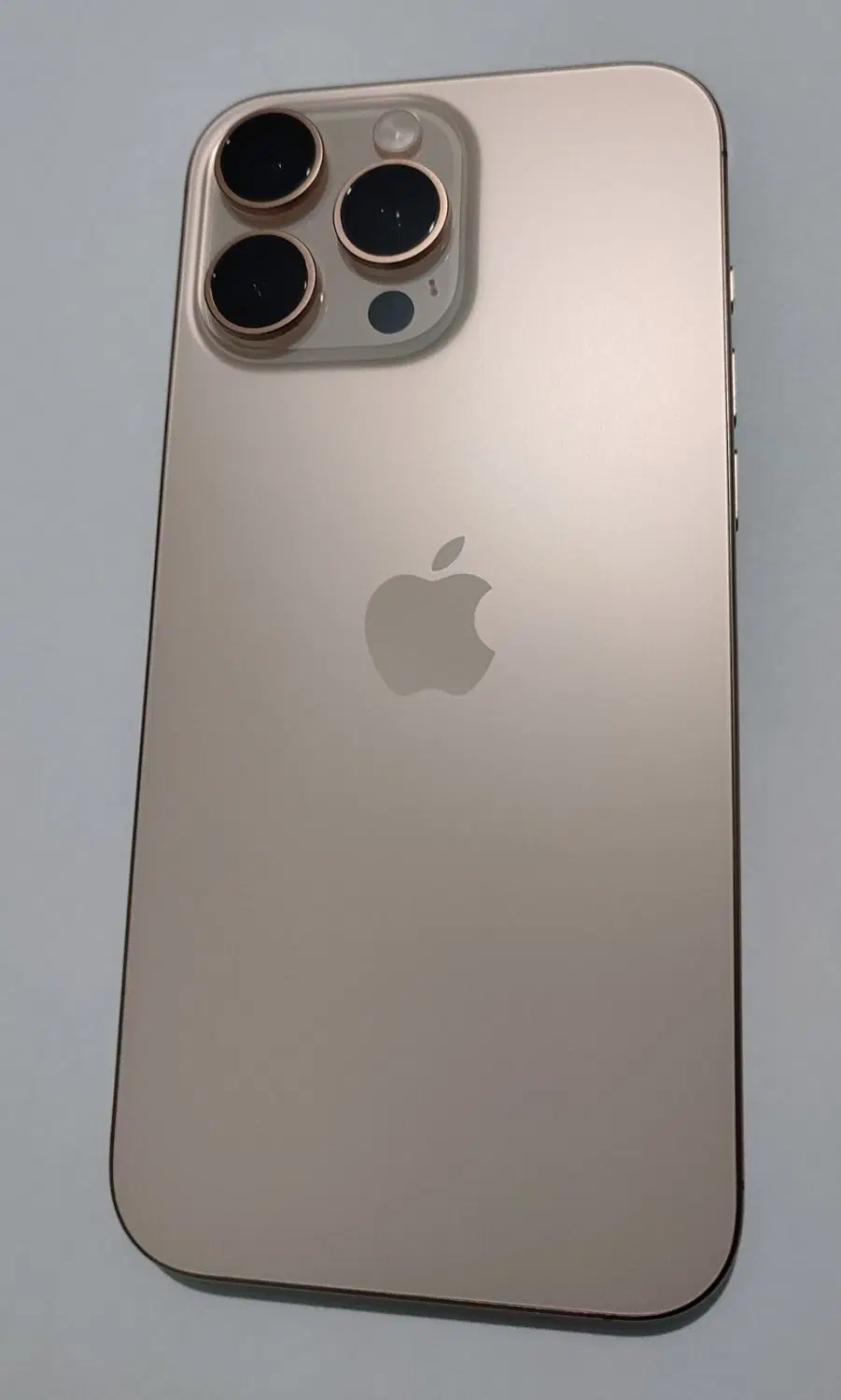 iPhone 16 pro max zaa باتری 100|موبایل|اصفهان, ملکشهر|دیوار