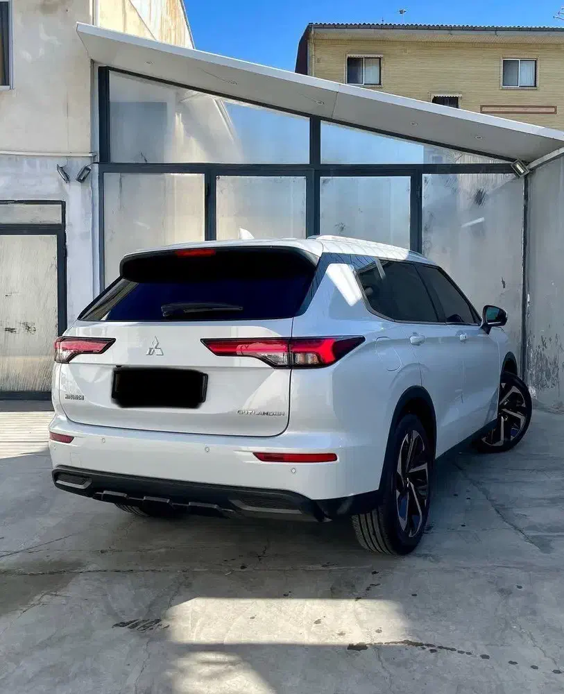 اوتلندر / 2026/ ویژه|خودرو سواری و وانت|تهران, حکمت|دیوار