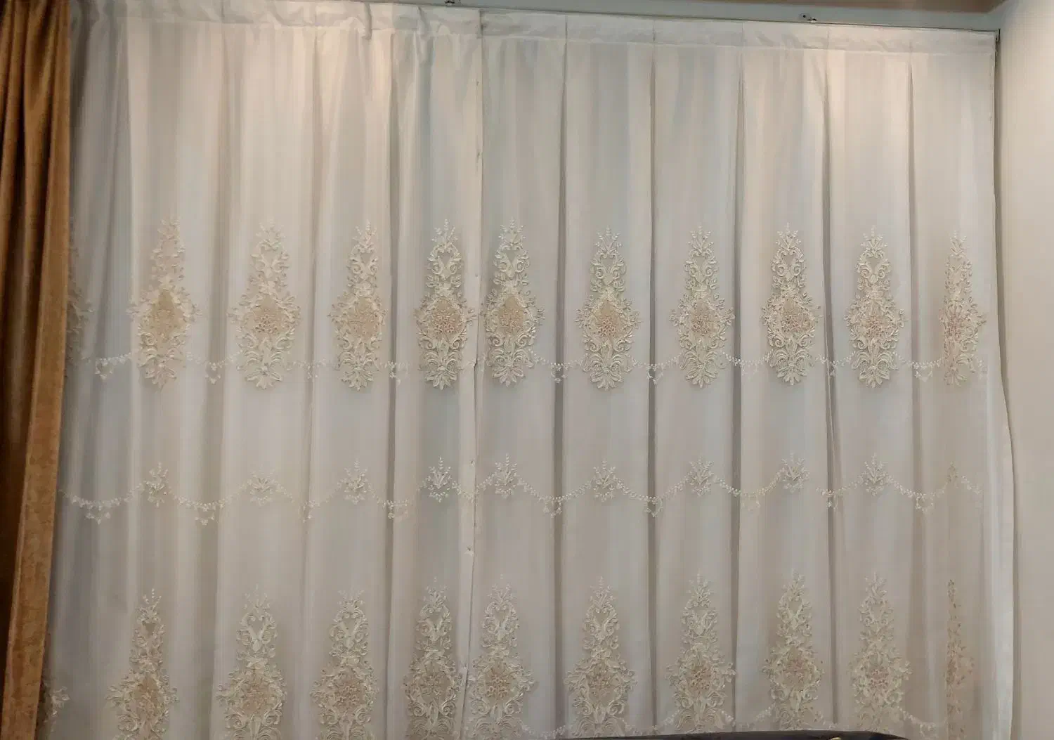 پرده پذیرایی سلطنتی|پرده، رانر، رومیزی|گرمسار, |دیوار