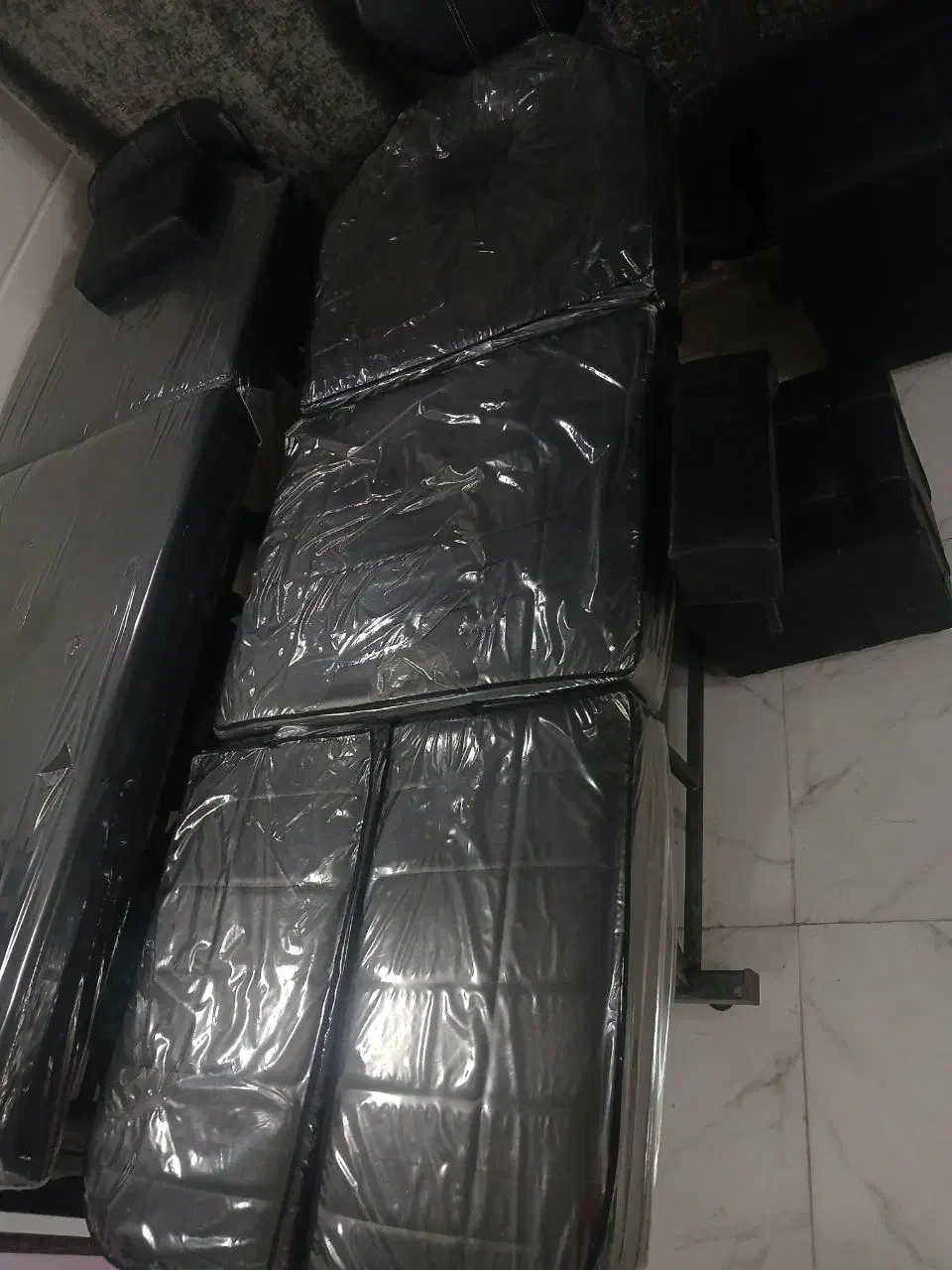 تخت سه تیکه|تخت و سرویس خواب|قم, سالاریه|دیوار