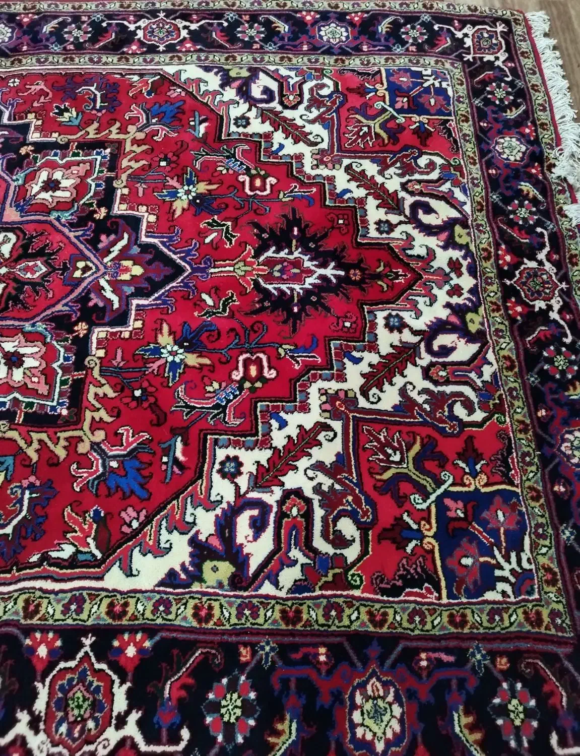 فرش دستباف|فرش|صوفیان, |دیوار