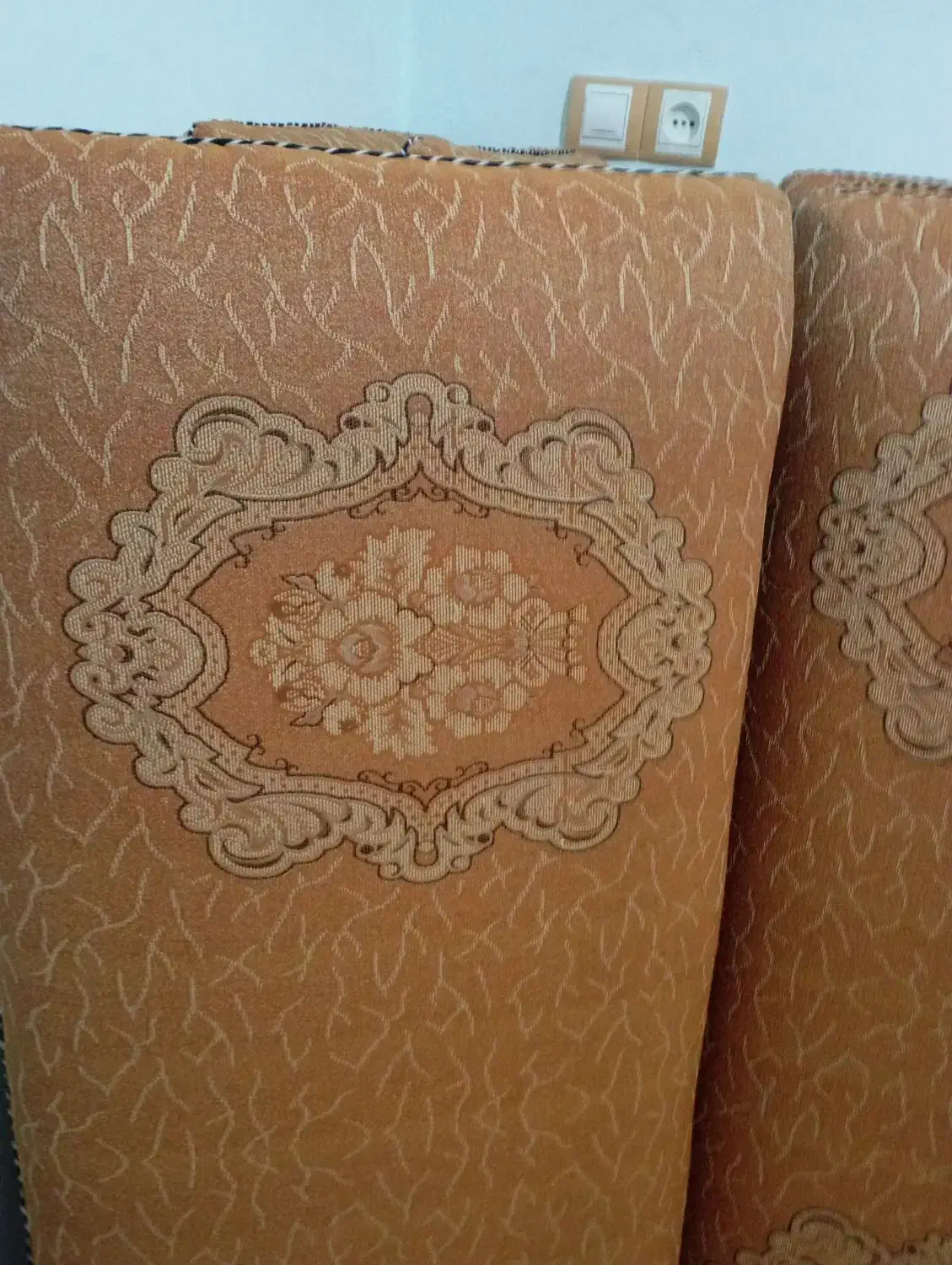 پشتی|پشتی|ایلام, |دیوار