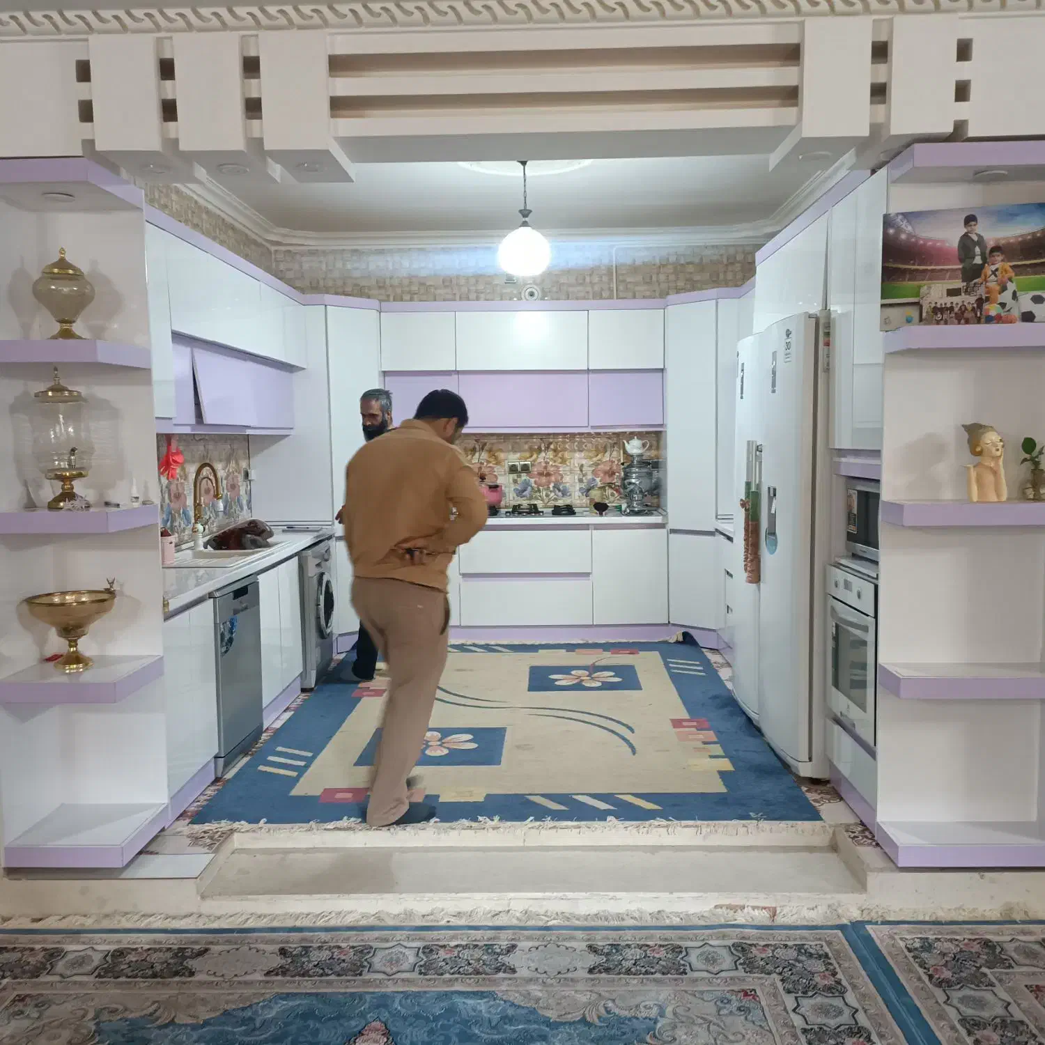 طراحی تولید و ساخت کابینت و کمد دیواری|خدمات پیشه و مهارت|زابل, |دیوار