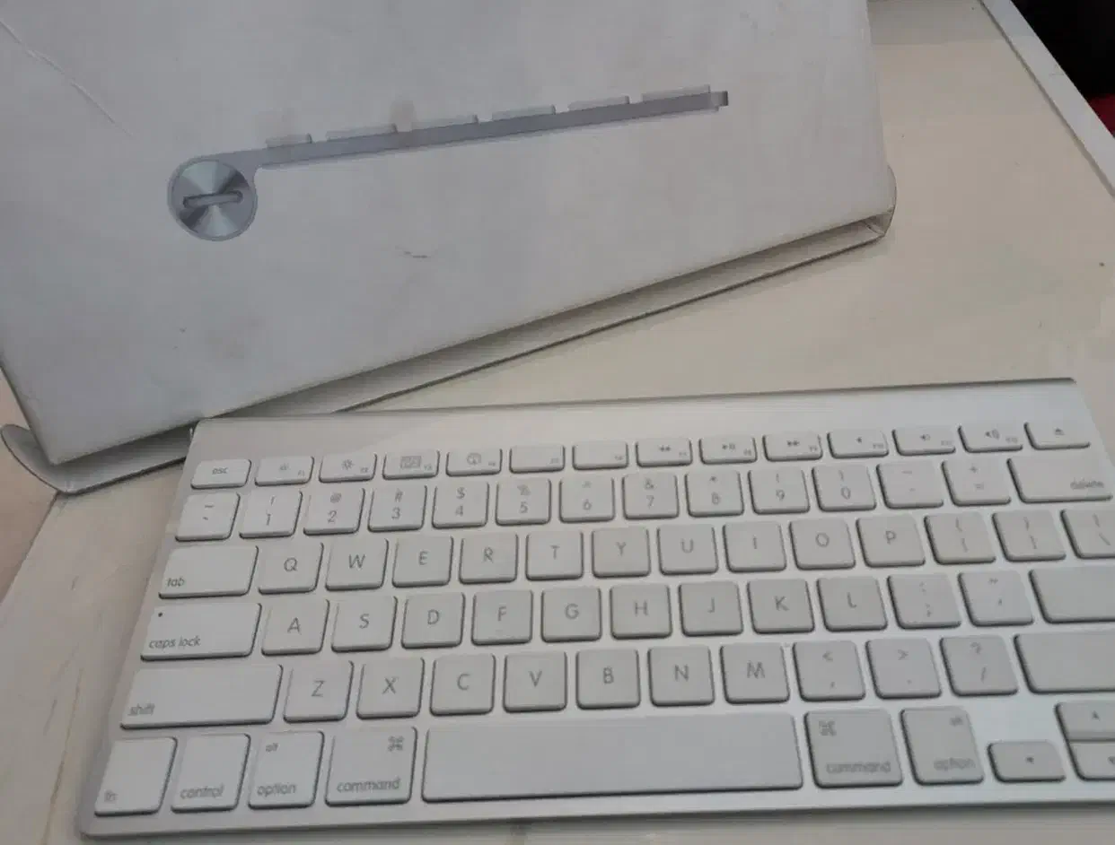 کیبورد وایرلس اپل اصلی|قطعات و لوازم جانبی رایانه|شهریار, شهریار|دیوار