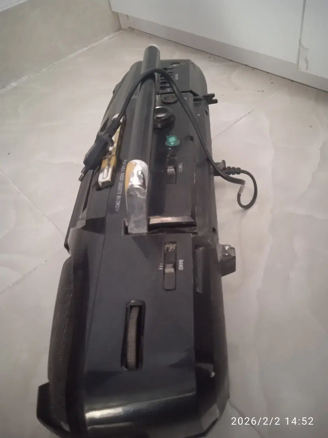 رادیو ضبط|کلکسیون اشیاء عتیقه|قائن, |دیوار