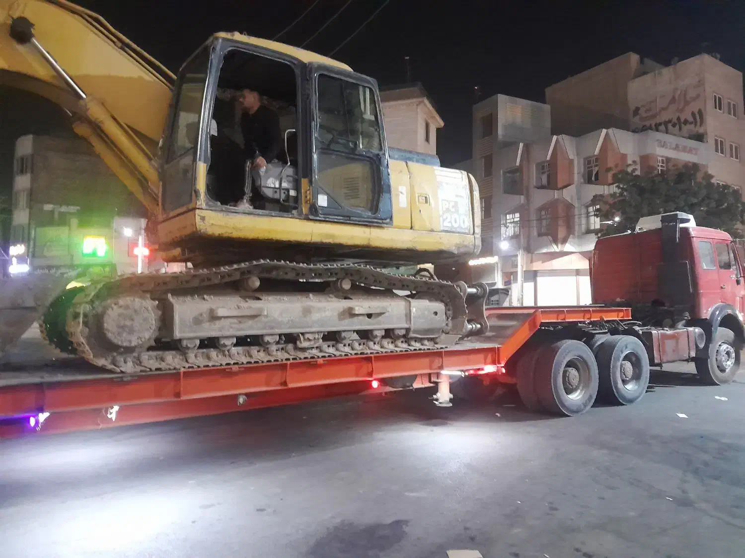 تریلی کمرشکن دو محور طارق جفت پل|خدمات حمل و نقل|قدس, شهرک صنعتی زاگرس|دیوار