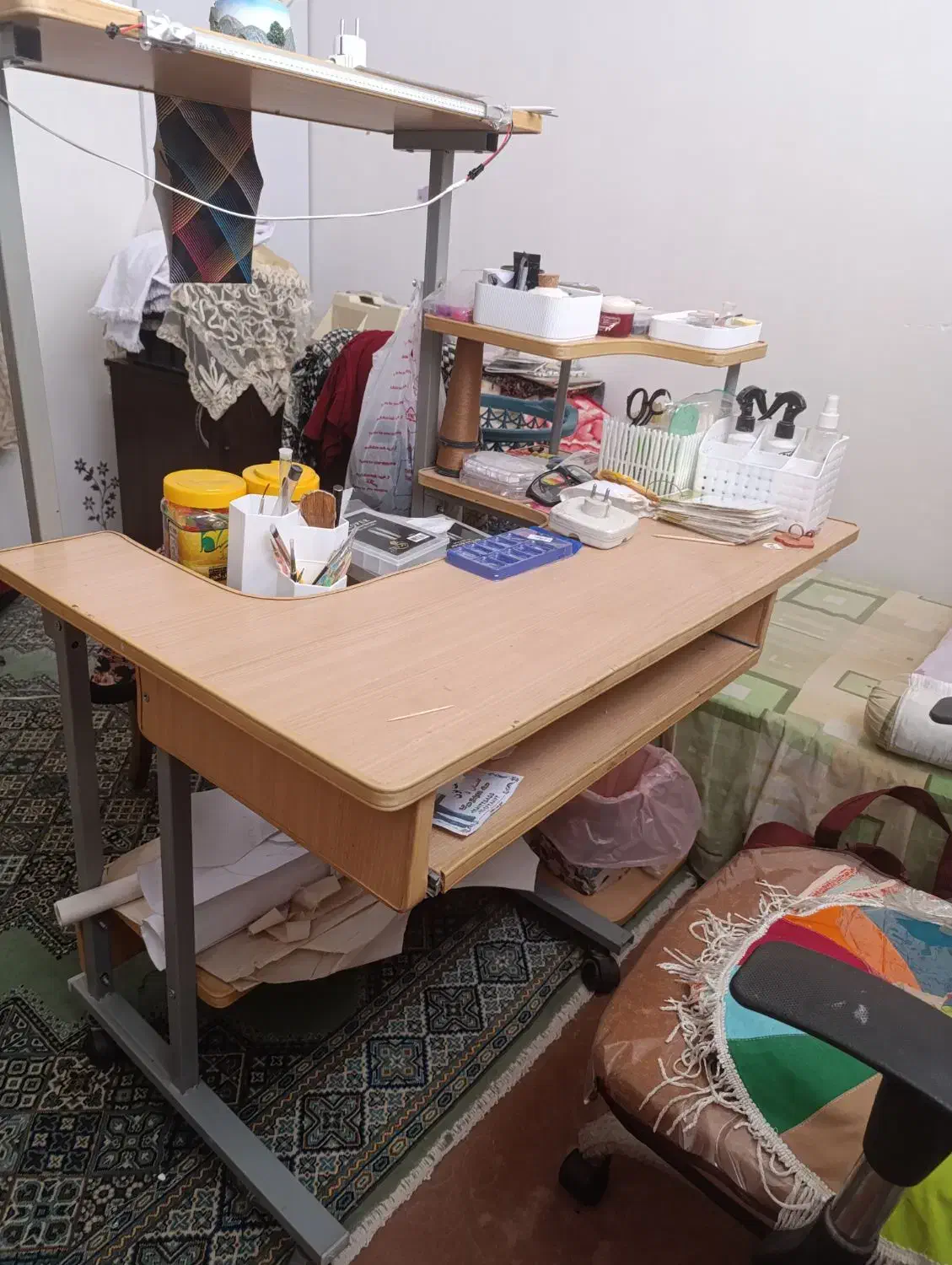 میز|میز تحریر و کامپیوتر|فولادشهر, C4|دیوار