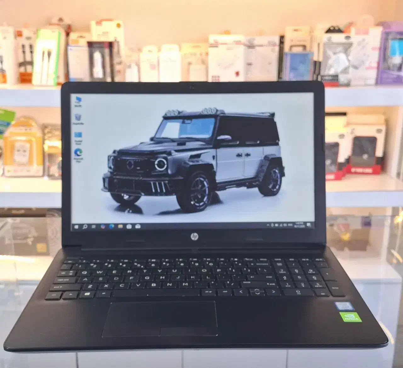 * بازار لپتاپ * hp i5 نسل بالا با گرافیک ۴ گیگ|رایانه همراه|ساوه, |دیوار