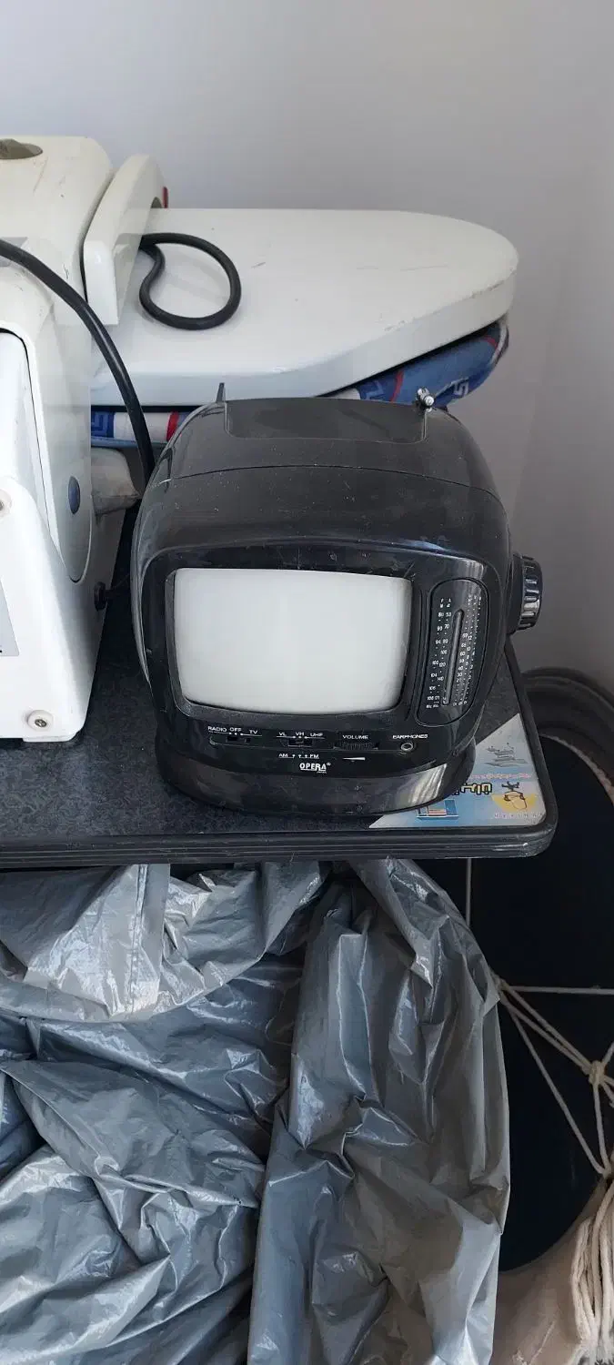 تلویزیون ۴ اینچ|تلویزیون و پروژکتور|کرج, ساماندهی|دیوار