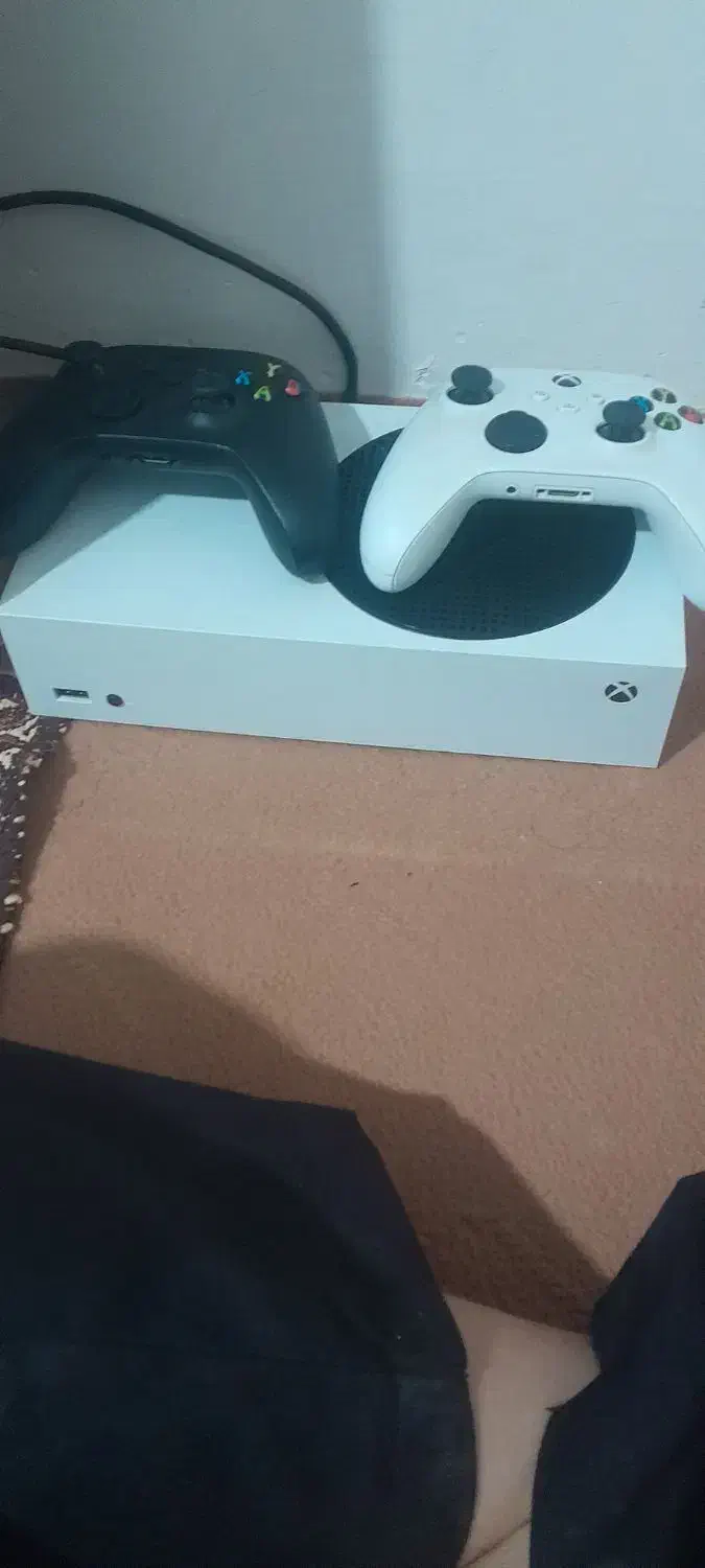 ‌ایکس‌باکس‌سری‌اس|کنسول، بازی ویدئویی و آنلاین|اقبالیه, |دیوار