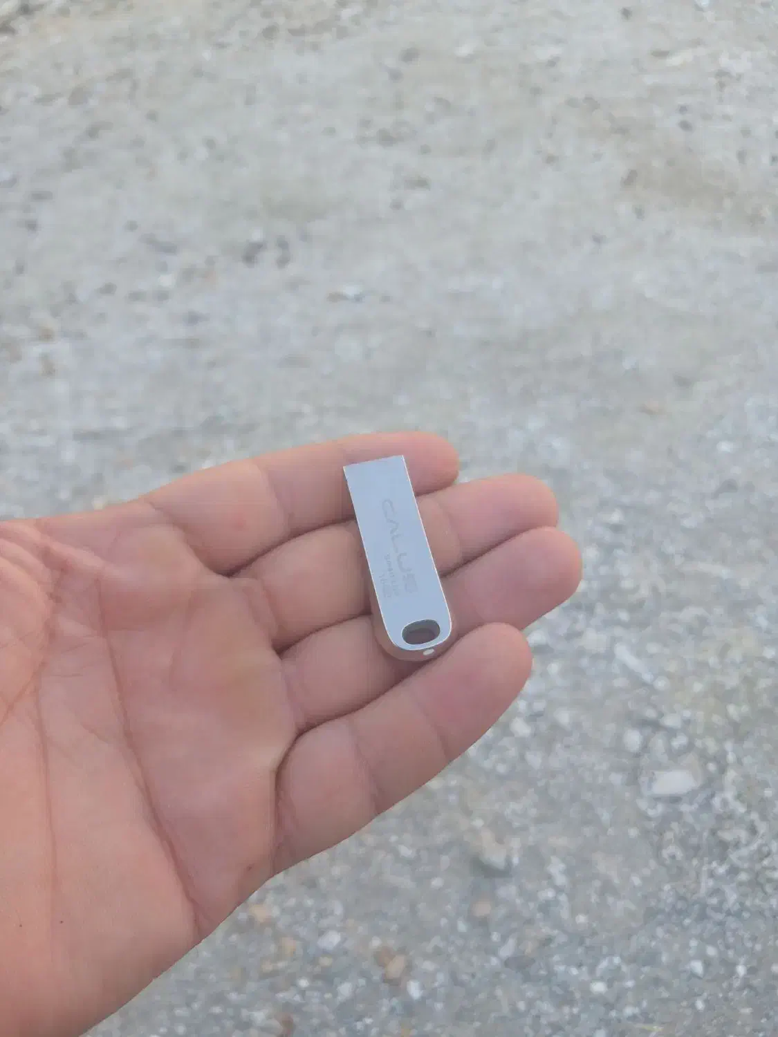 فلش ۱۶گیگ|قطعات و لوازم جانبی رایانه|مسجد سلیمان, |دیوار