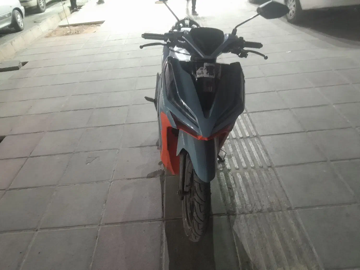 کلیک گلکسی  150|موتورسیکلت|صدرا-فارس, فاز ۱|دیوار