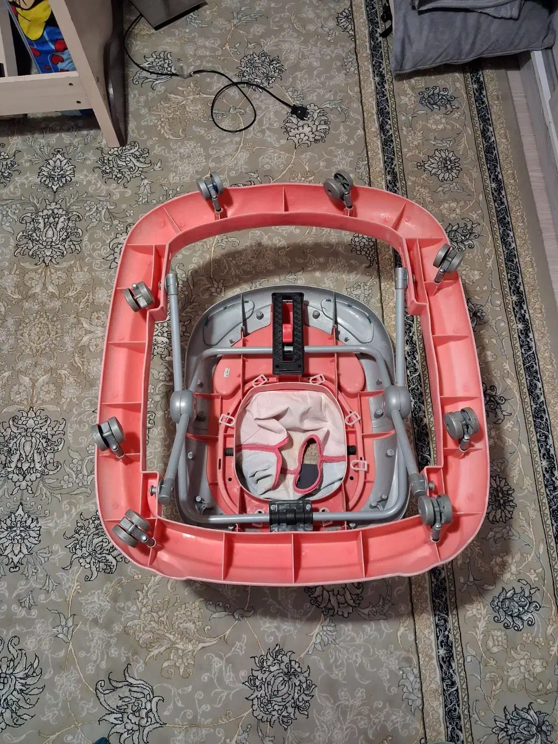 کریر،تخت،روروئک|اسباب و اثاث بچه|هشتگرد, شهرک ریحانه|دیوار