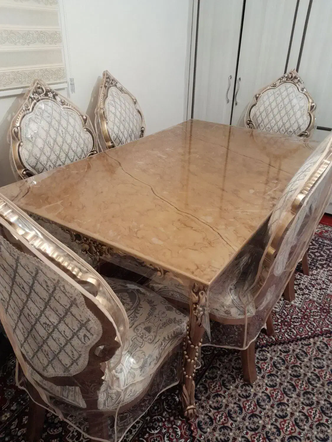 میزغذاخوری ۶ نفره سلطنتی|میز و صندلی غذاخوری|اردبیل, |دیوار