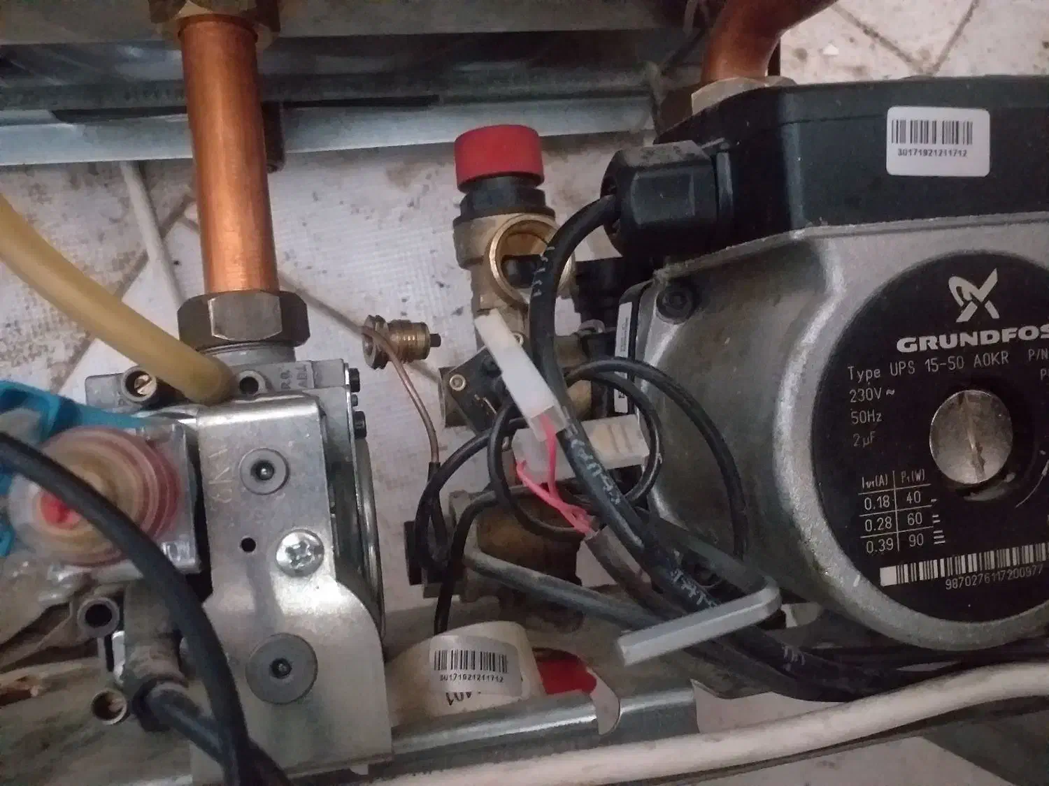 نصب وتعمیرتخصصی پکیج ورادیاتور|خدمات پیشه و مهارت|اراک, |دیوار