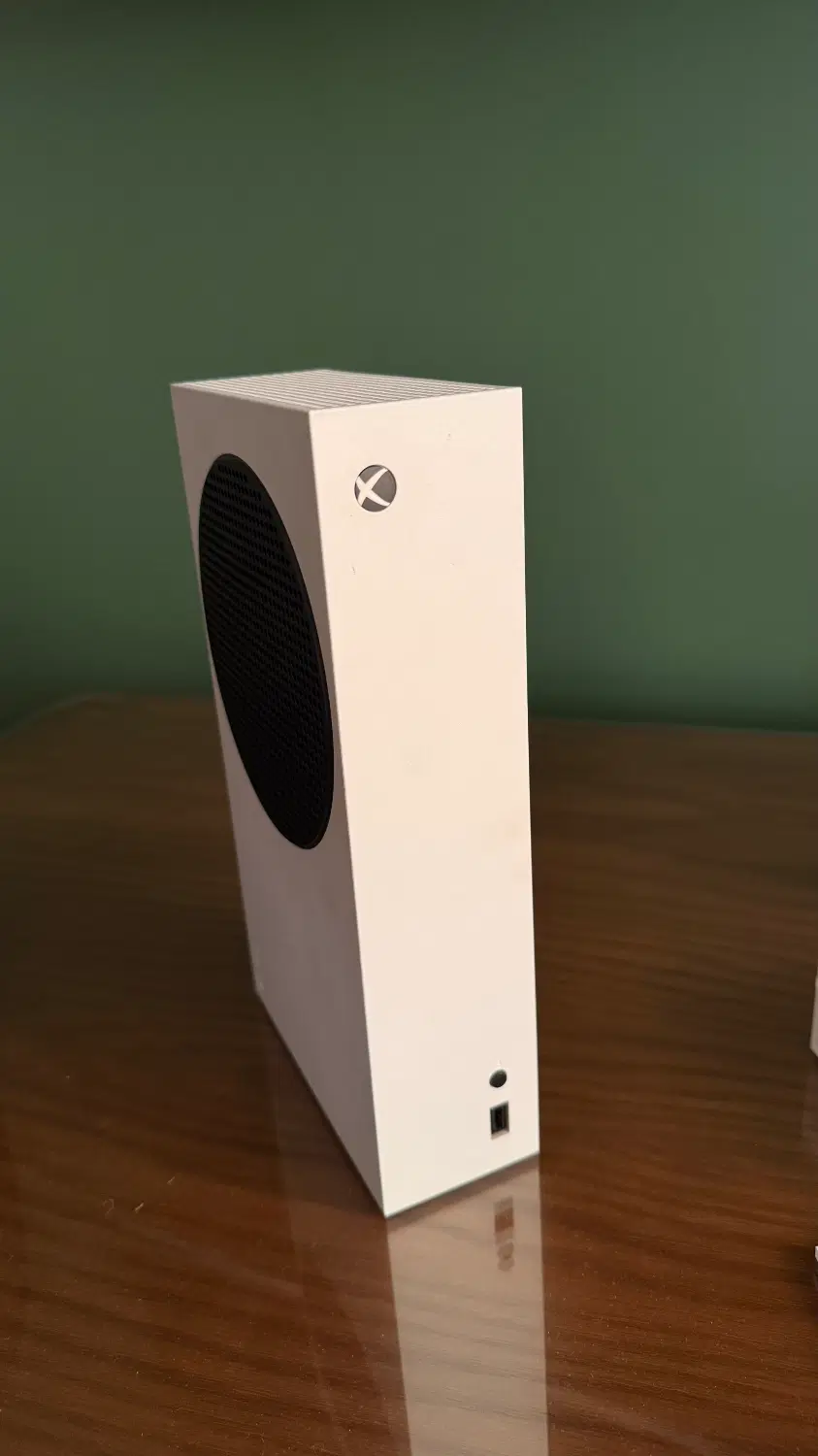 Xbox series s|کنسول، بازی ویدئویی و آنلاین|تهران,  امام زاده قاسم (نیاوران)|دیوار