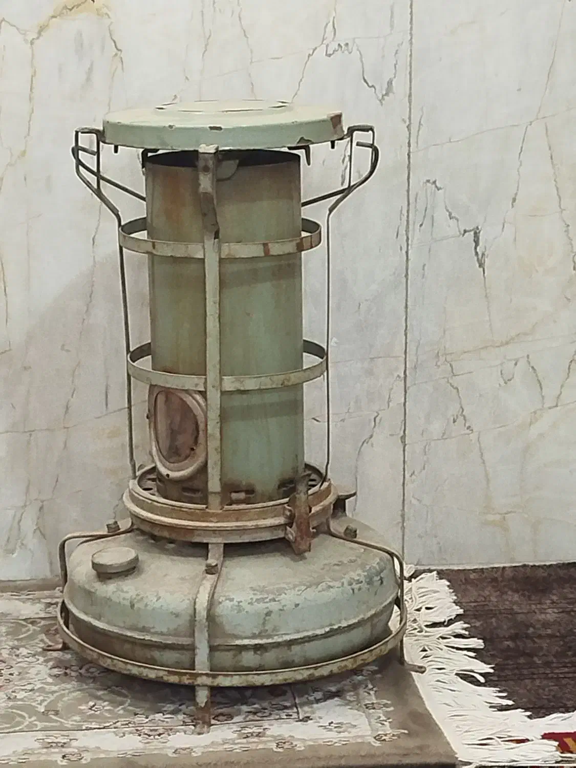 علاالدین قدیمی کارکرده|کلکسیون اشیاء عتیقه|گرمسار, |دیوار