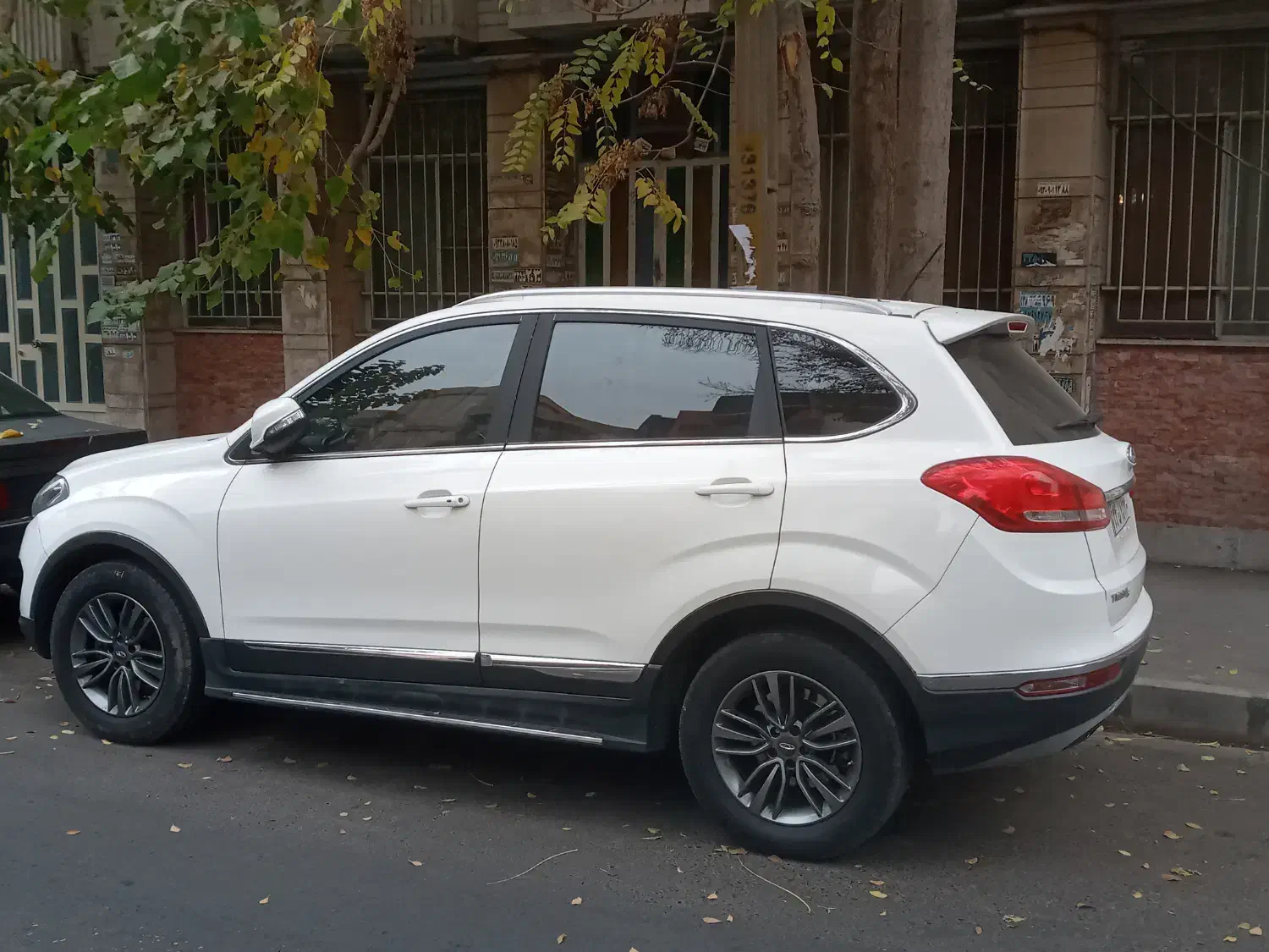 تیگو ۵ فوقالعاده سالم و بی رنگ|خودرو سواری و وانت|فردیس, شهرک هفده شهریور|دیوار