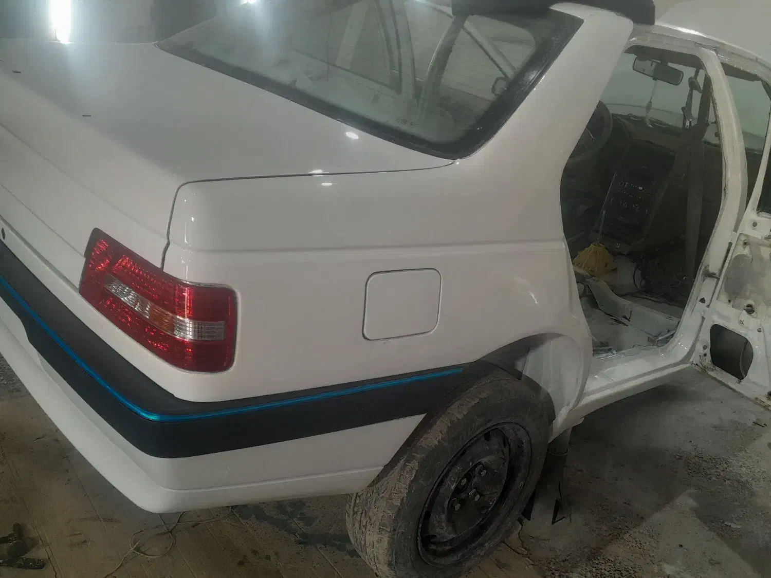 نقاشی اتومبیل|خدمات موتور و ماشین|برازجان, |دیوار