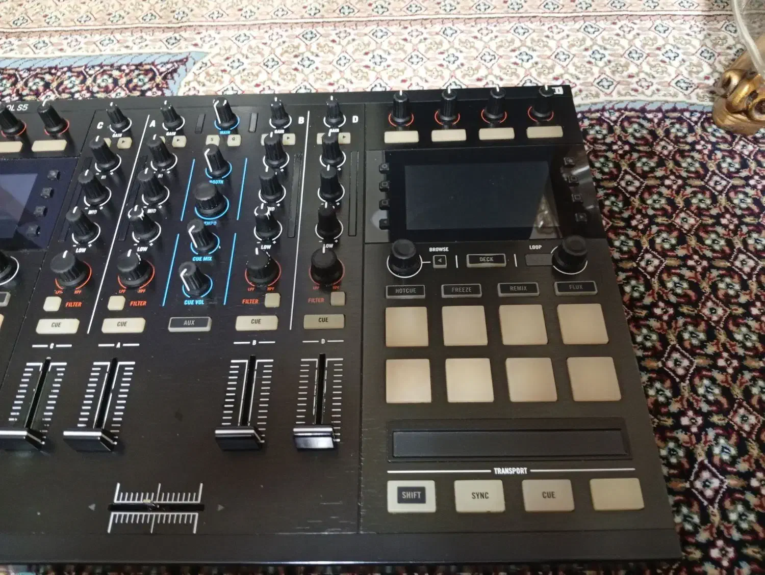 دستگاه دیجی|آلات موسیقی|گلستان (تهران), |دیوار