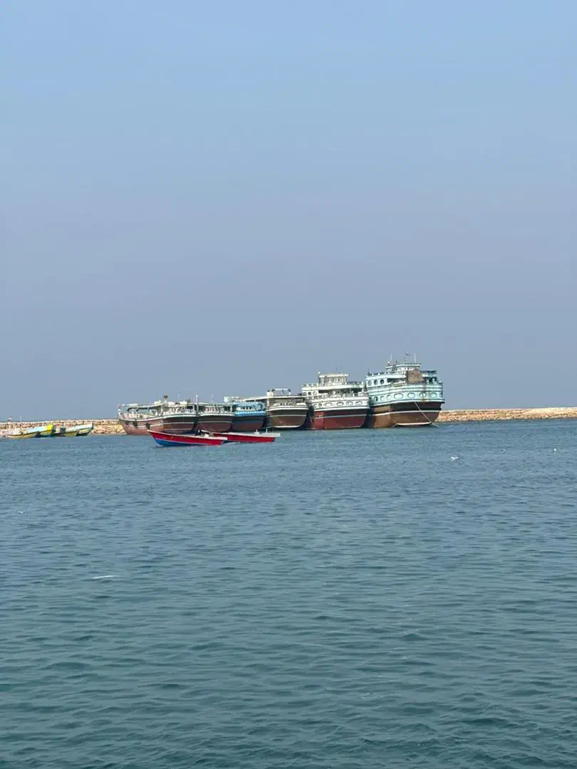 کمپینگ ساحل هنگام  قایق سواری  و گردشگری|تور و چارتر|شهرضا, |دیوار