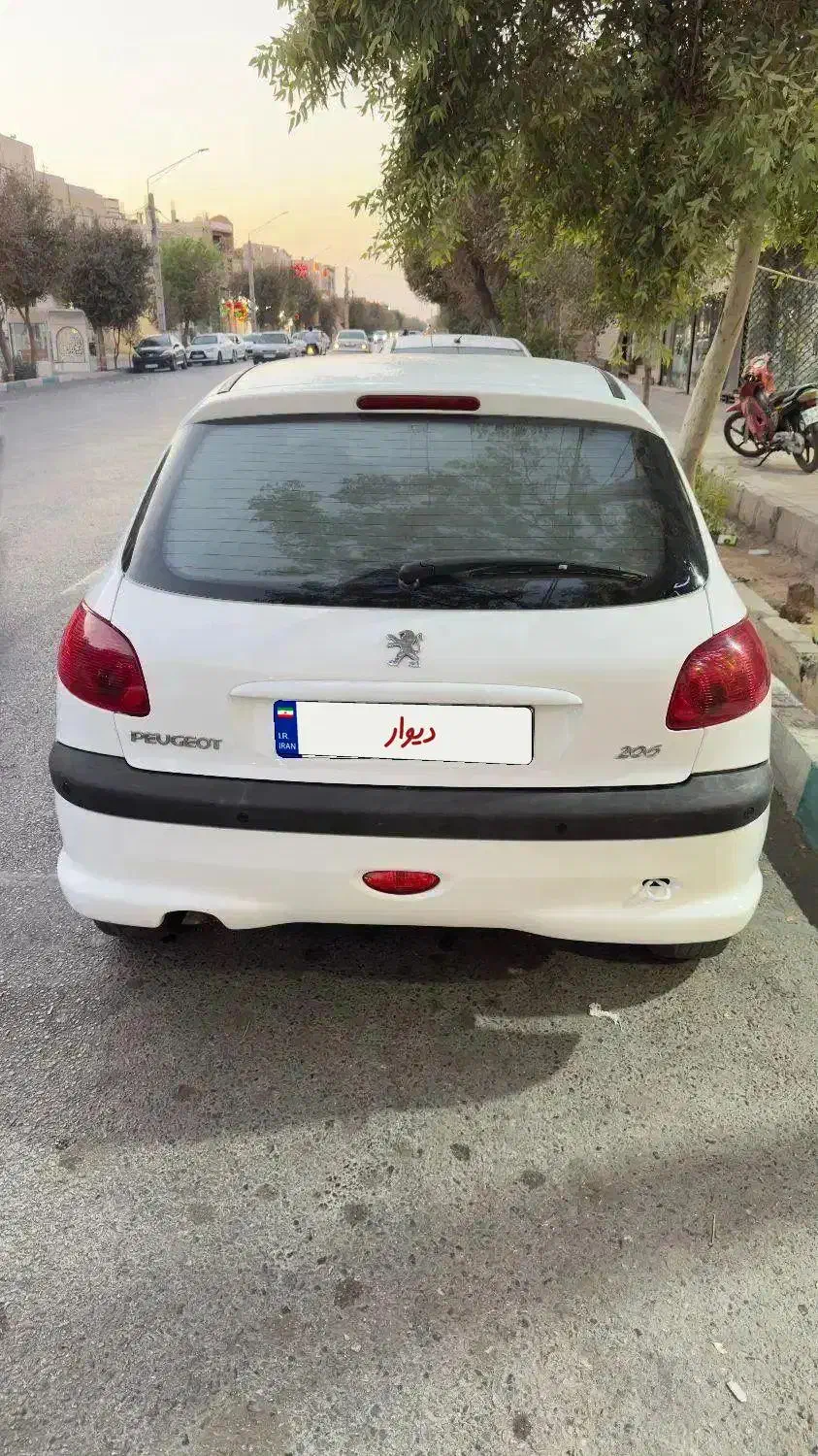 206تیپ۲ مدل۹۹|خودرو سواری و وانت|یزد, |دیوار