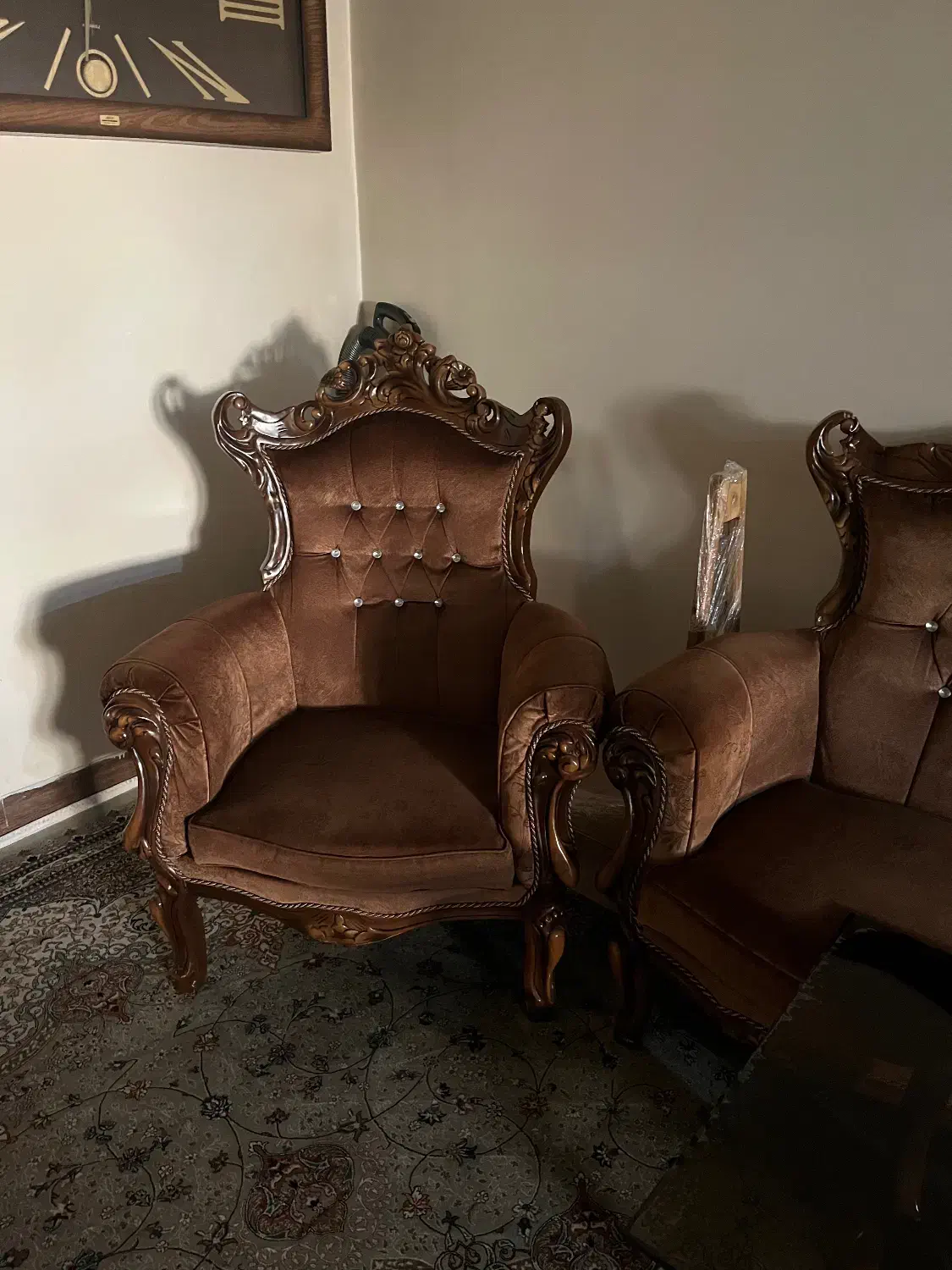 مبلمان ۹نفره|مبلمان خانگی و میز عسلی|آبیک, |دیوار