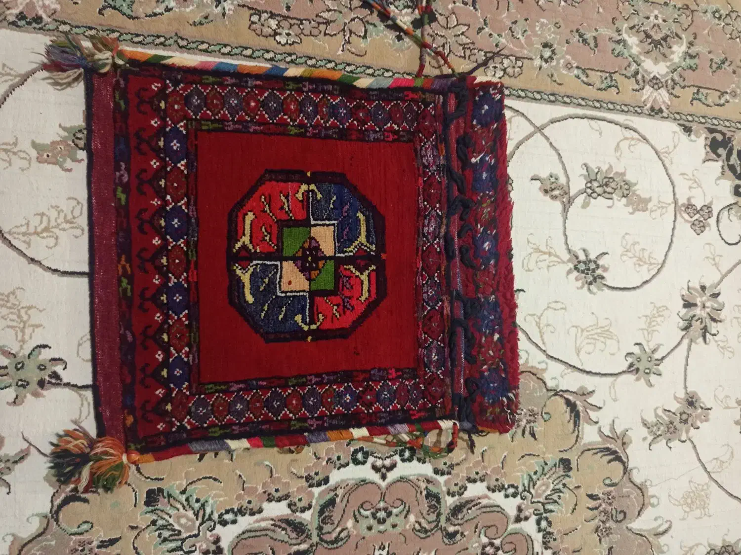 ۱۵۰۰۰۰۰۰|فرش|شیروان (خراسان), |دیوار