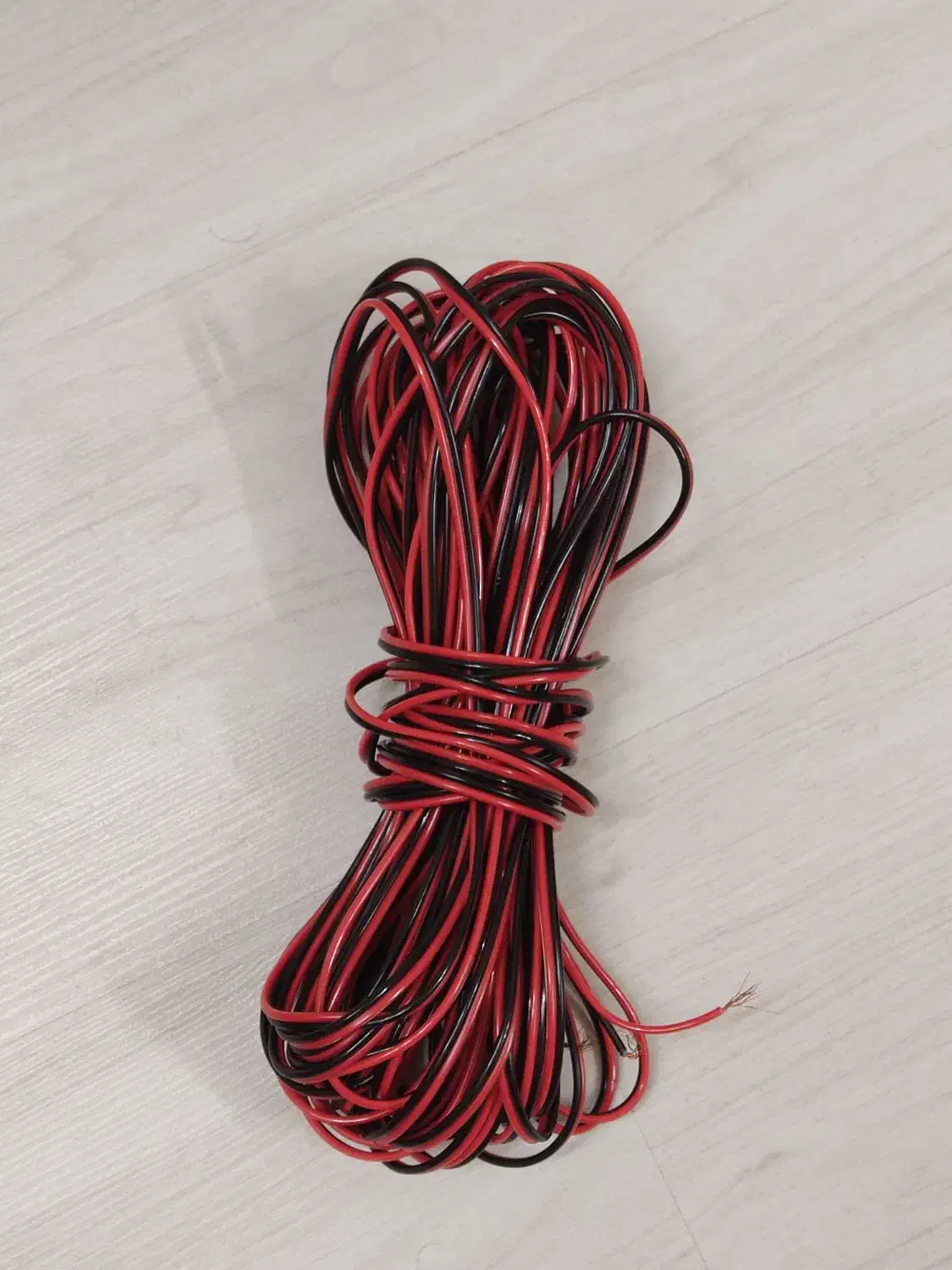 سیم دو در نیم 2×0.5|مصالح و تجهیزات ساختمان|اصفهان, زهران|دیوار