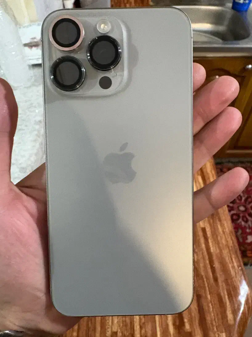اپل iPhone 15 Pro Max با حافظهٔ ۲۵۶ گیگابایت|موبایل|همدان, |دیوار