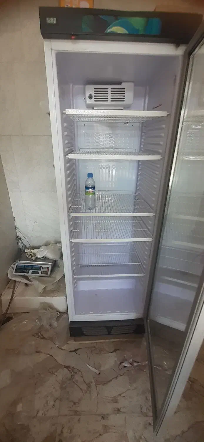 بخچال|یخچال و فریزر|خمینی‌شهر, |دیوار