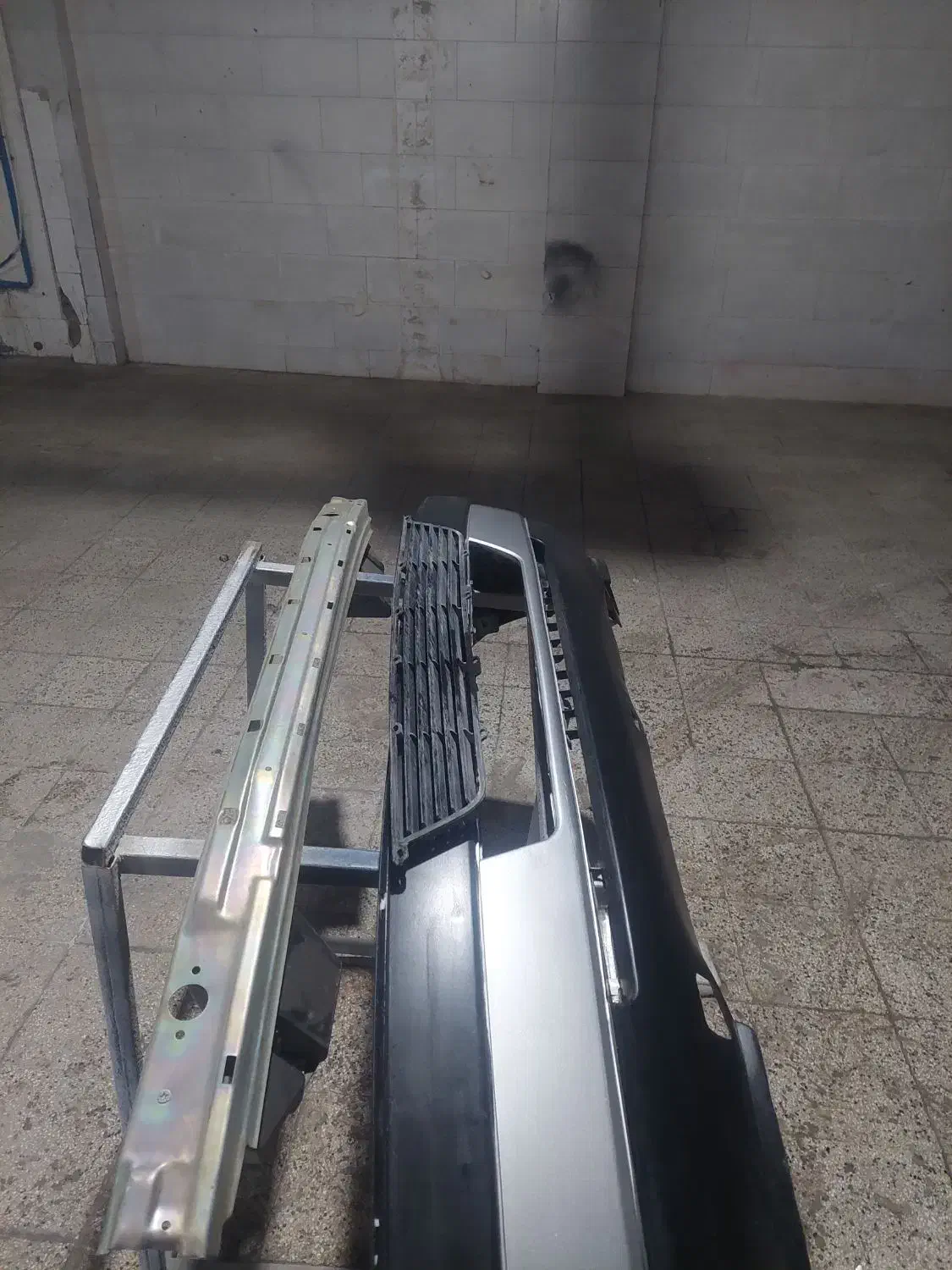 سپر جلو405|قطعات یدکی و لوازم جانبی|نیشابور, بنیاد شهید|دیوار