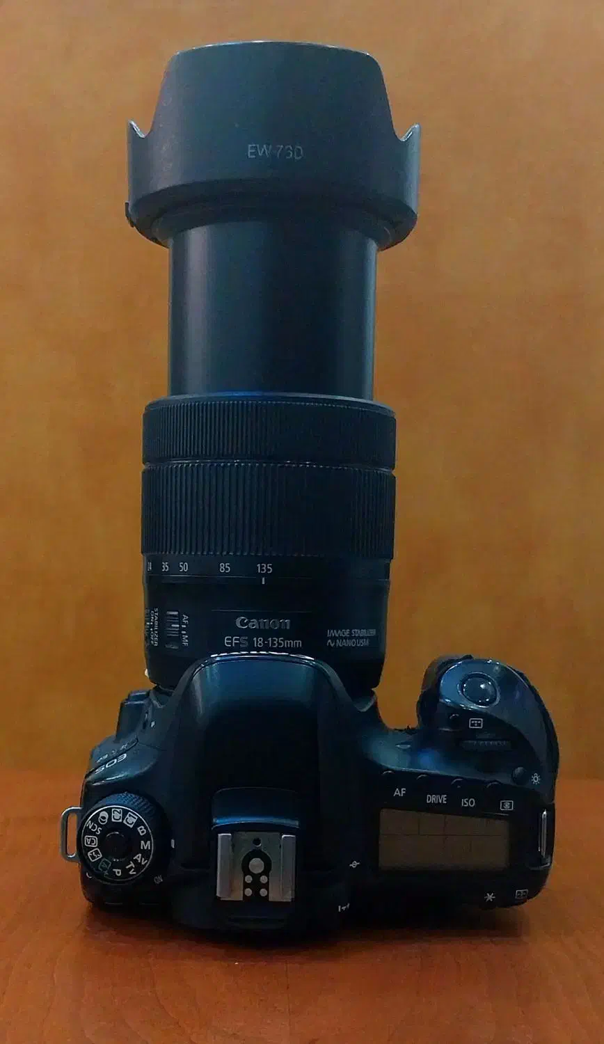 کانن ۸۰ دی با لنز ۱۸ ۱۳۵|دوربین عکاسی و فیلم‌برداری|بابل, |دیوار