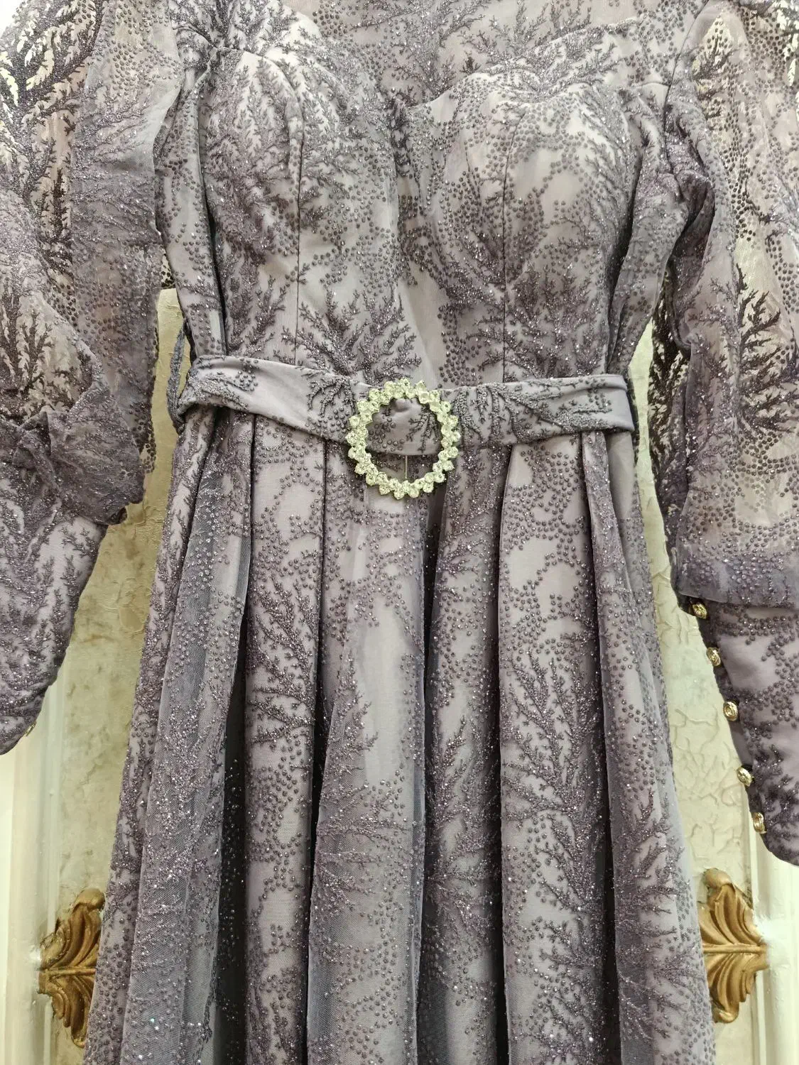 لباس مجلسی|لباس|مشهد, دانشجو|دیوار