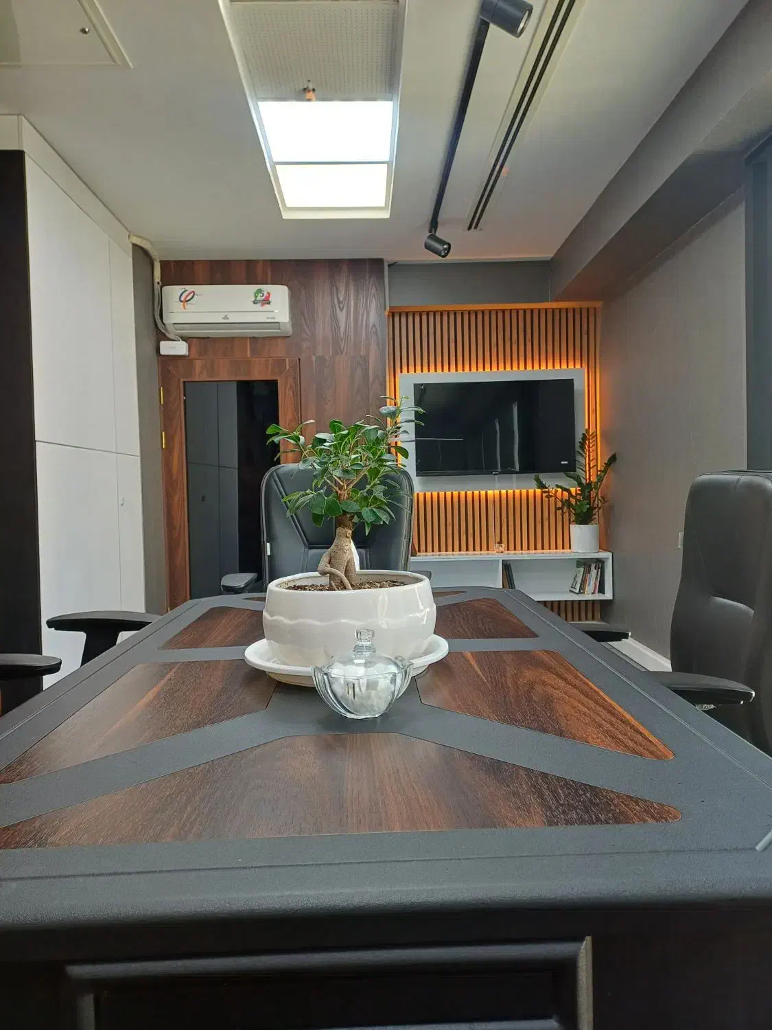 استخدام منشی خانم/دپارتمان املاک/۳۰میلیون ثابت|استخدام اداری و مدیریت|تهران, گلستان (شهرک راه آهن)|دیوار