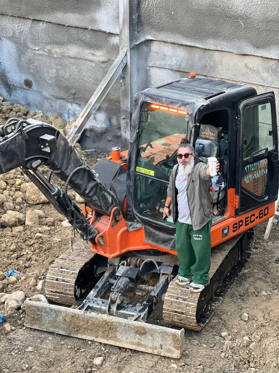 بیل مکانیکی خاکبرداری پی کنی|خدمات حمل و نقل|مرزنآباد, |دیوار