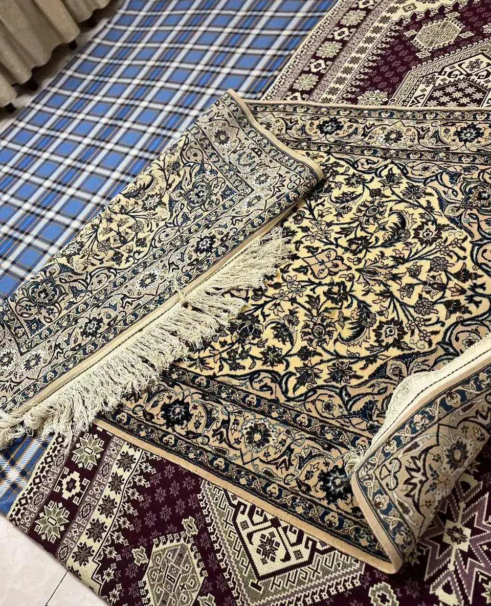 فرش ذرع و نیم قدیمی عتیقه|فرش|تهران, پاسداران|دیوار