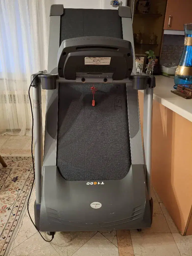 تردمیل|تجهیزات ورزشی|رشت, منظریه|دیوار