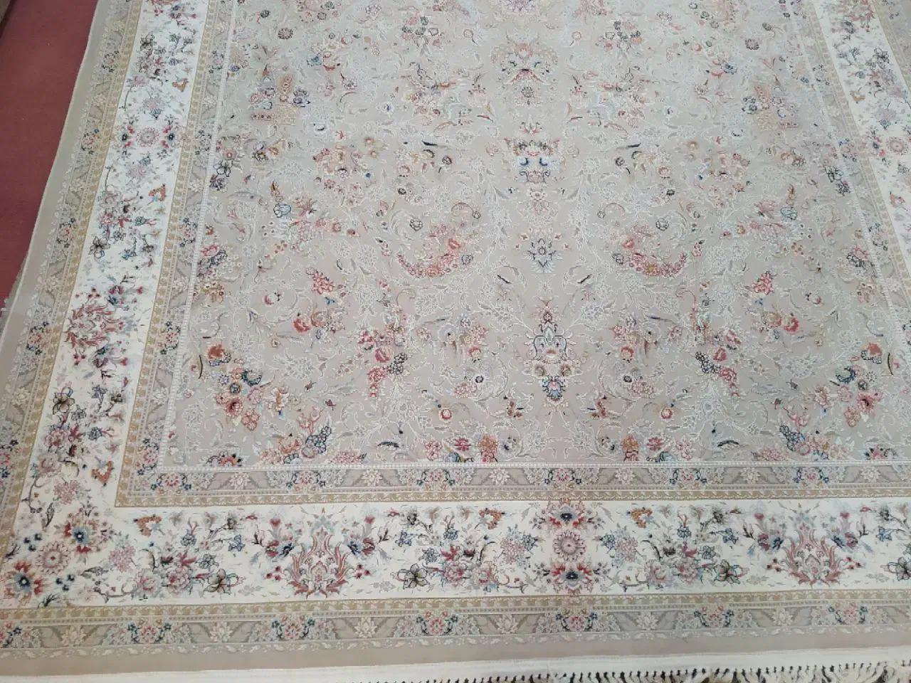 فرش نو|فرش|گلستان (تهران), |دیوار