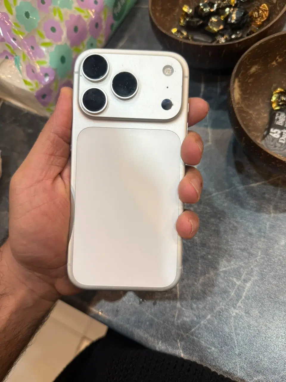 17pro zaa|موبایل|قشم, |دیوار