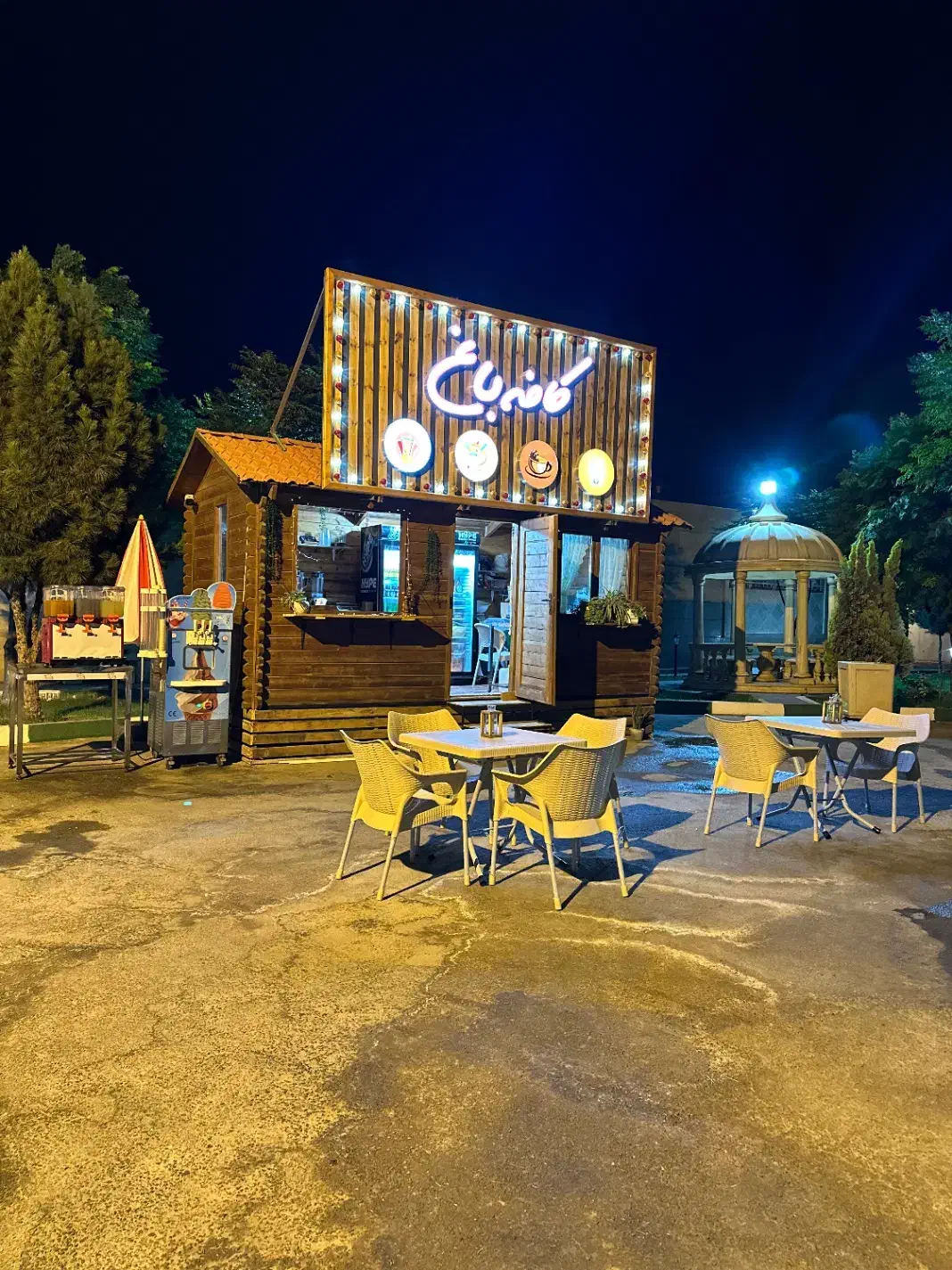 واگذاری کافه با تجهیزات کامل|اجارهٔ مغازه و غرفه|قرچک, زیبا شهر|دیوار